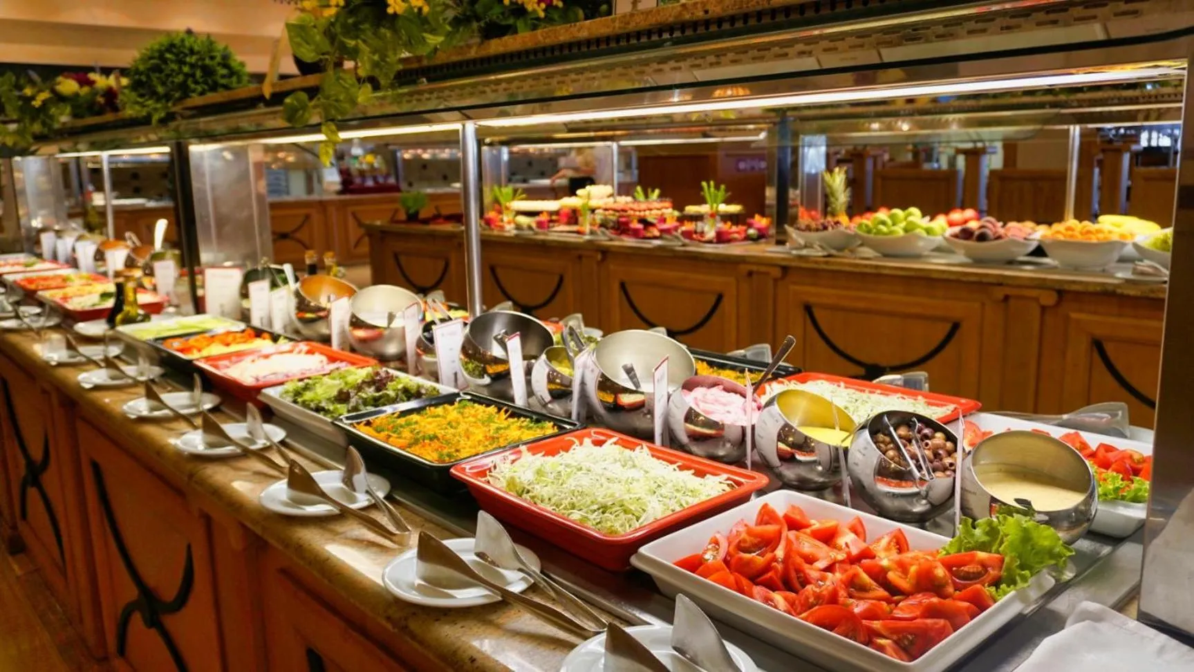 Restaurant/places to eat in DIT Majestic Beach Resort