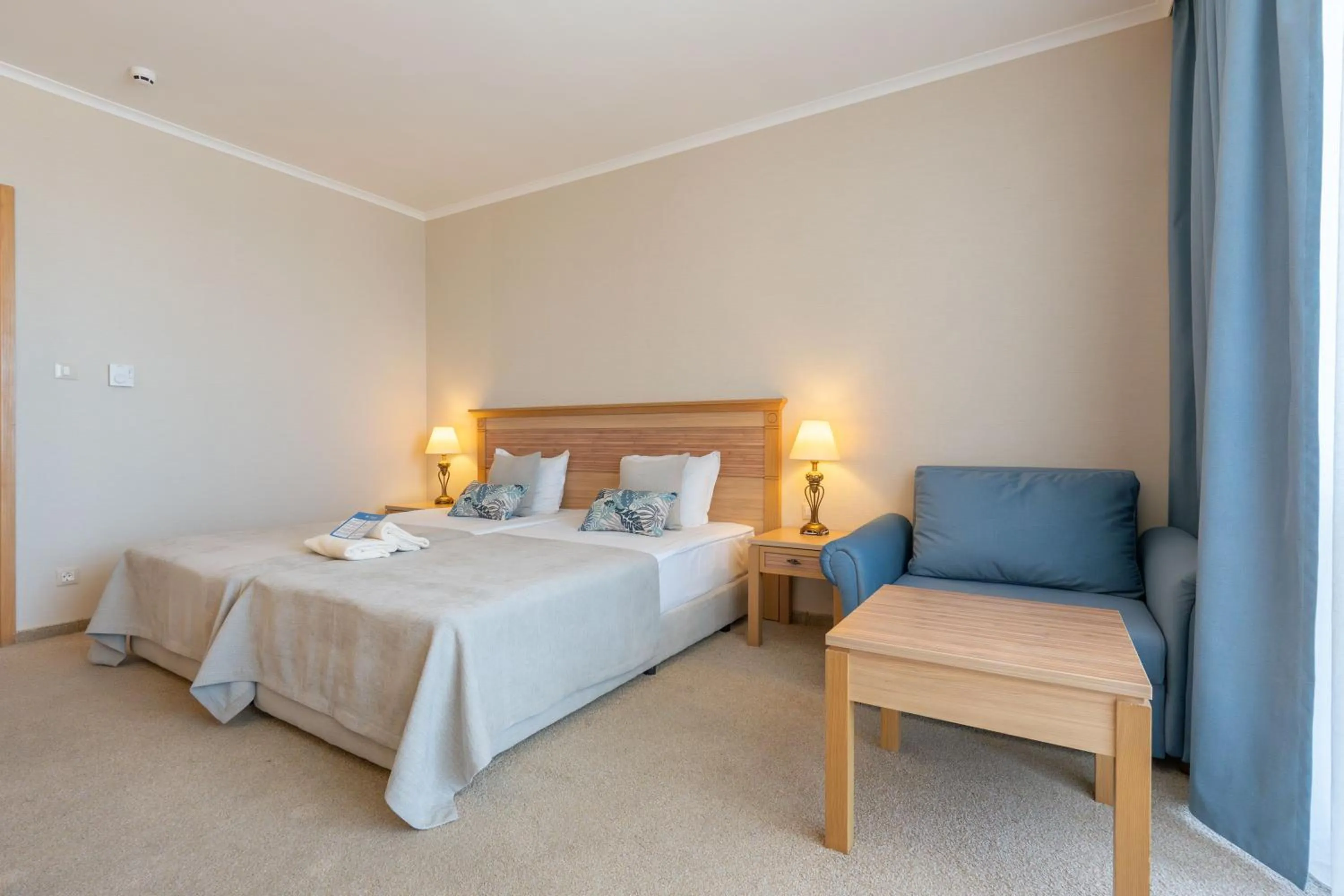 Bed in DIT Majestic Beach Resort