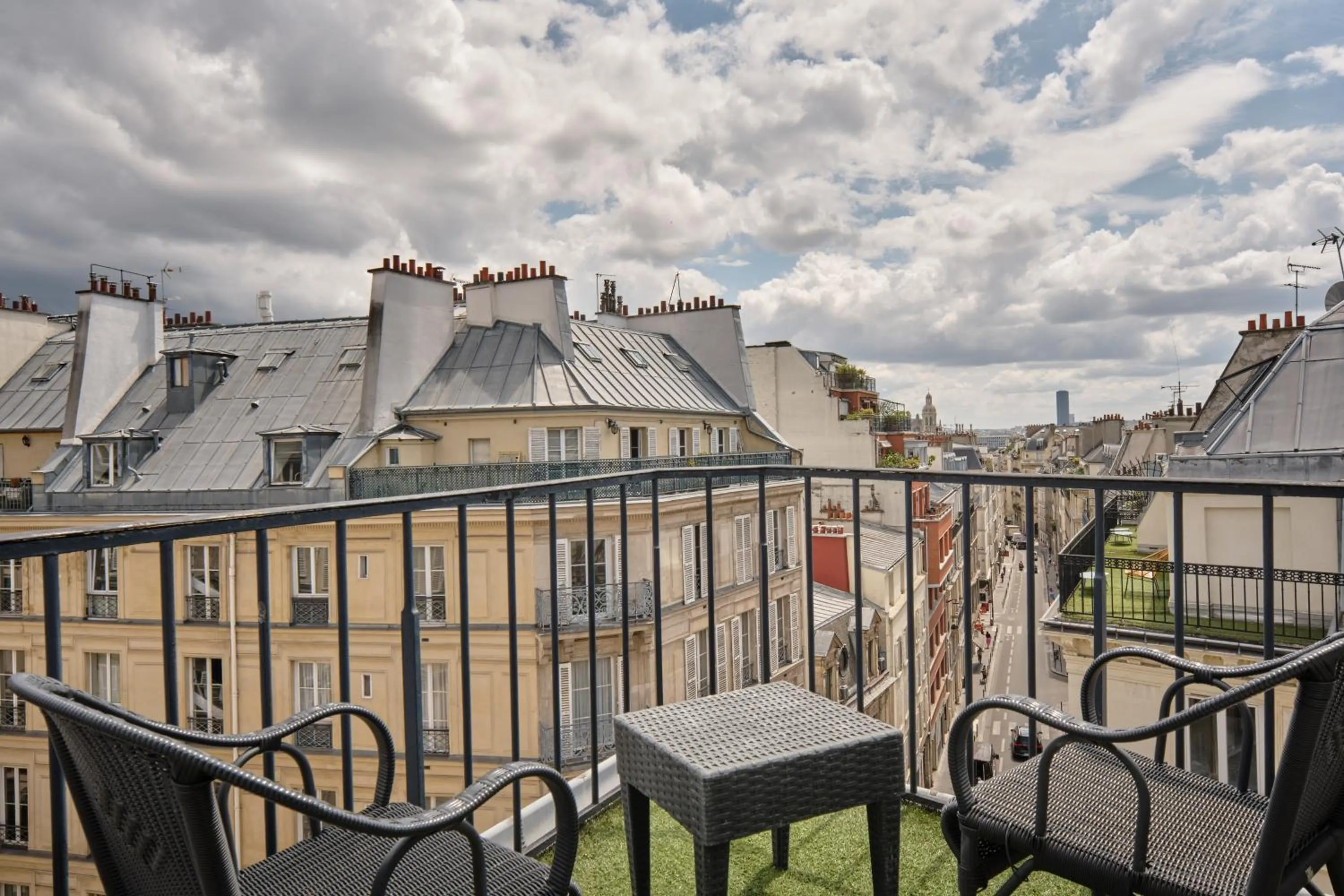 Balcony/Terrace in Hôtel Joséphine by Happyculture