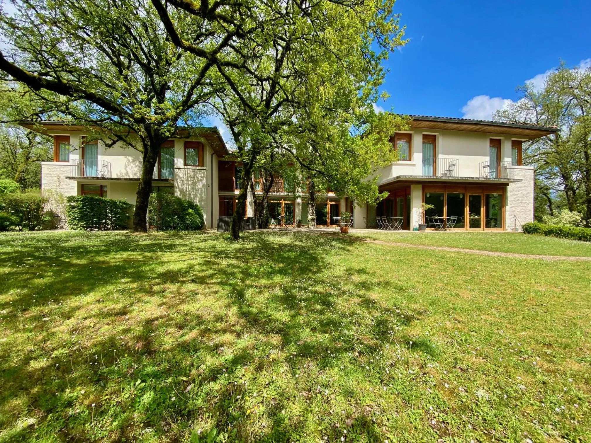 Garden in Hôtel Les Esclargies
