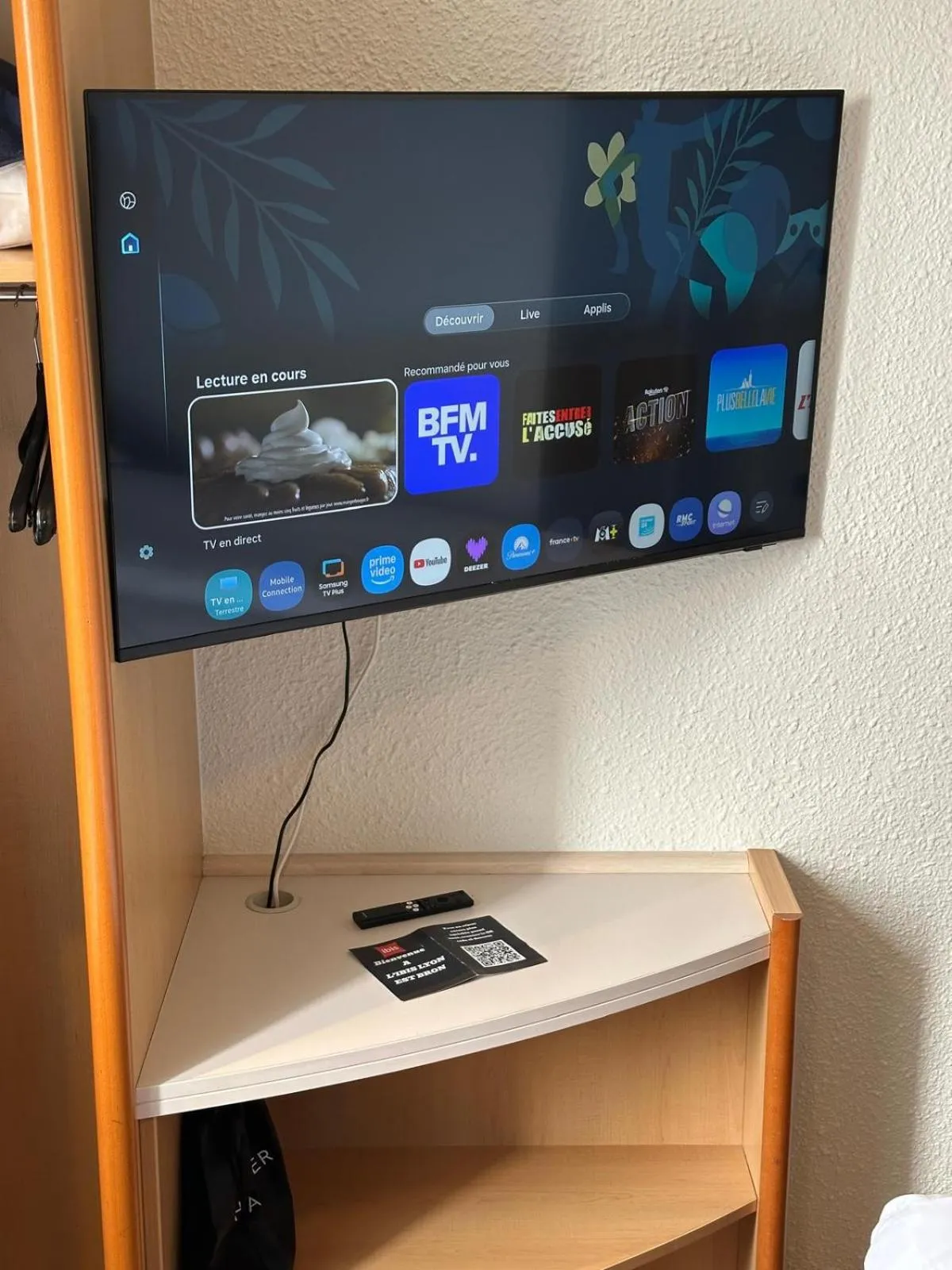 TV and multimedia in ibis Lyon Est Bron