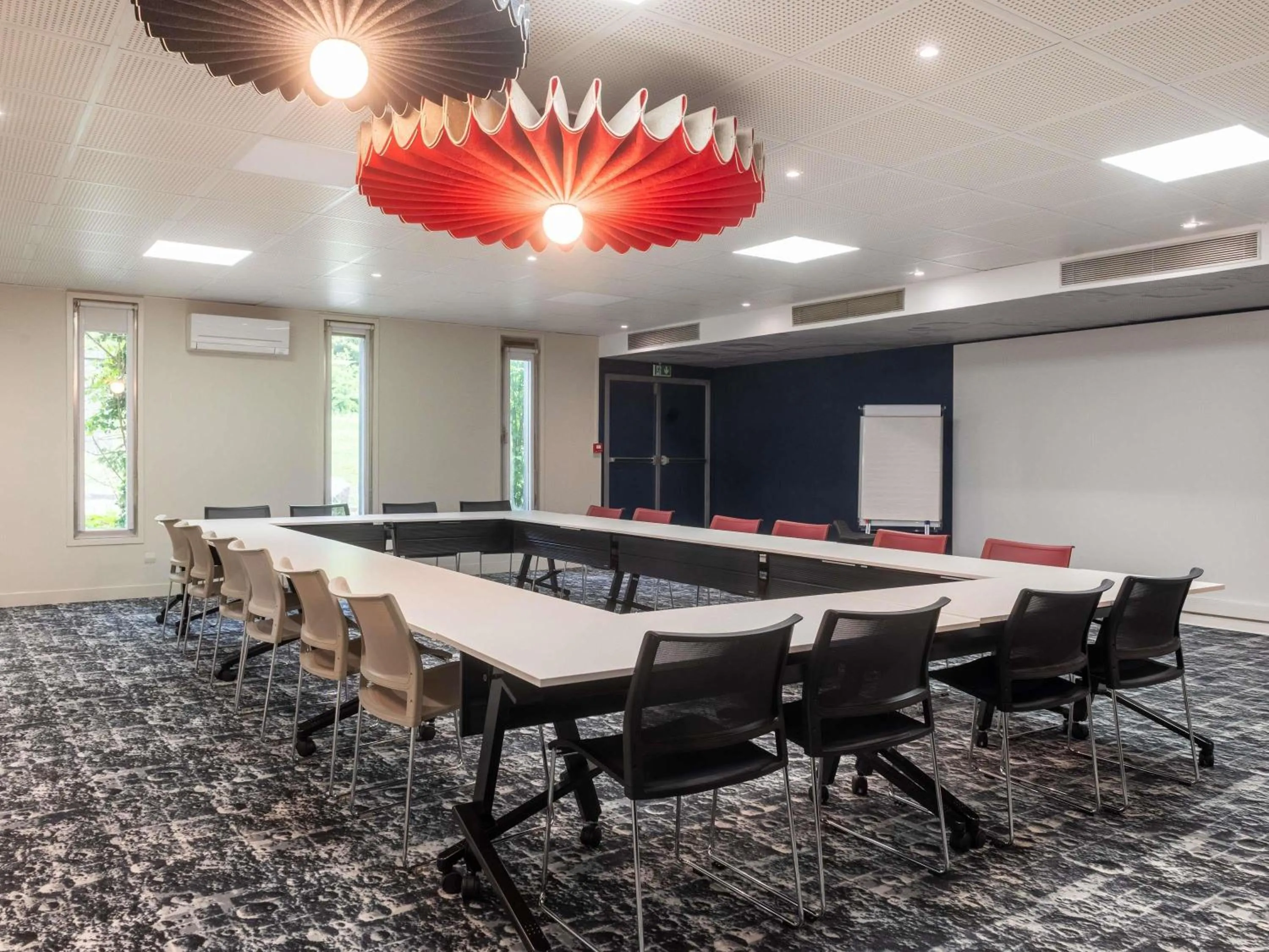 Meeting/conference room in ibis Lyon Est Bron