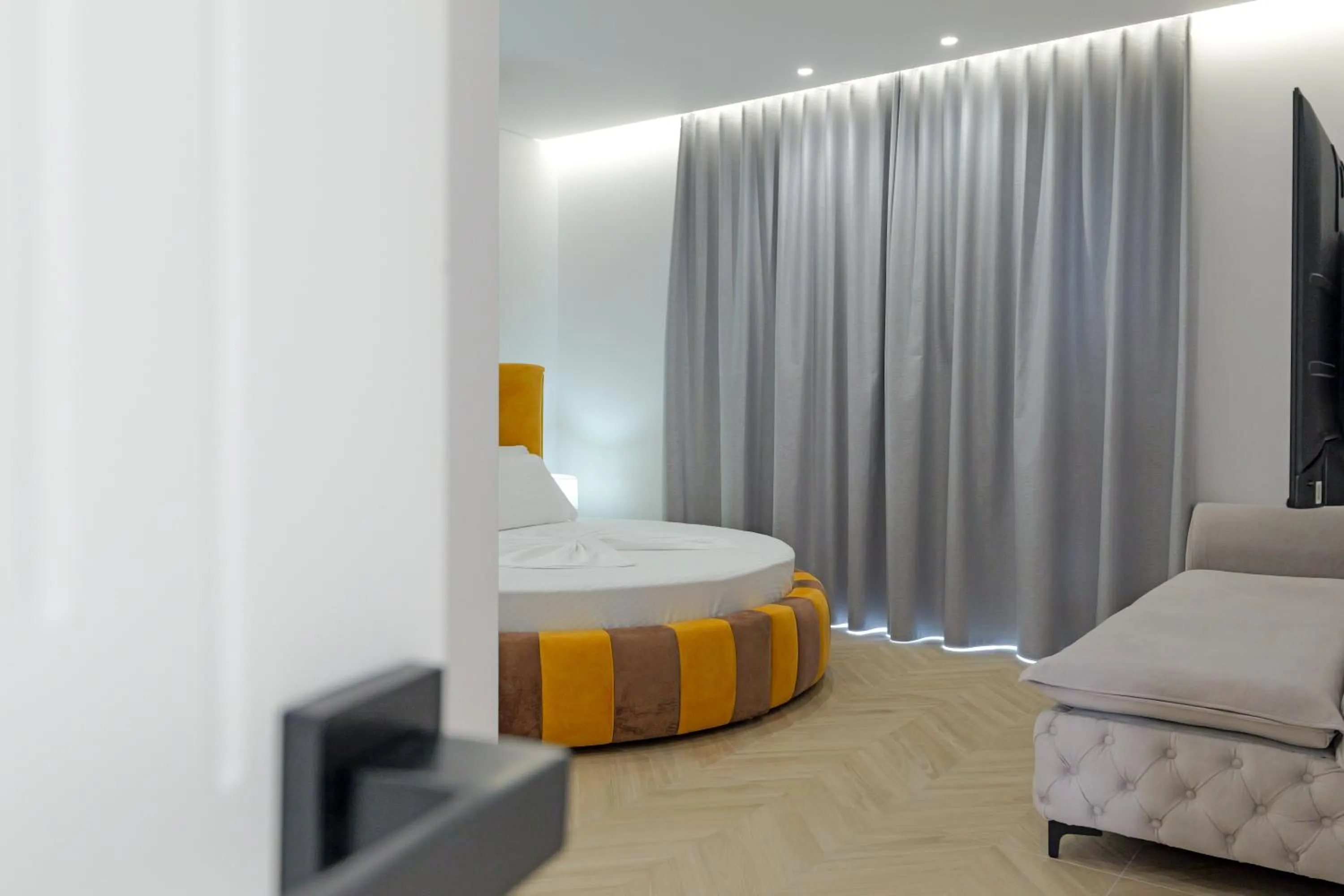 Bed in Villa Juna Beach