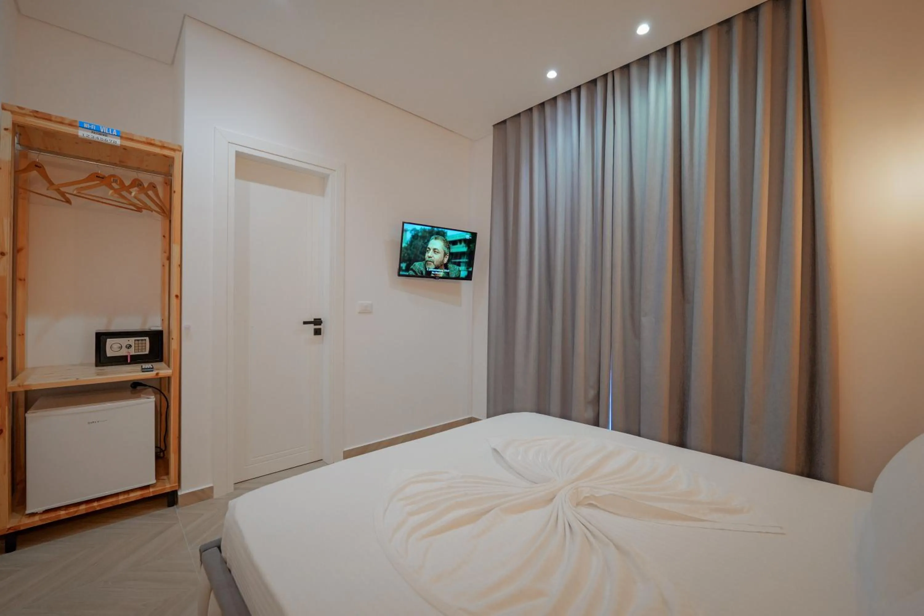 Bed in Villa Juna Beach