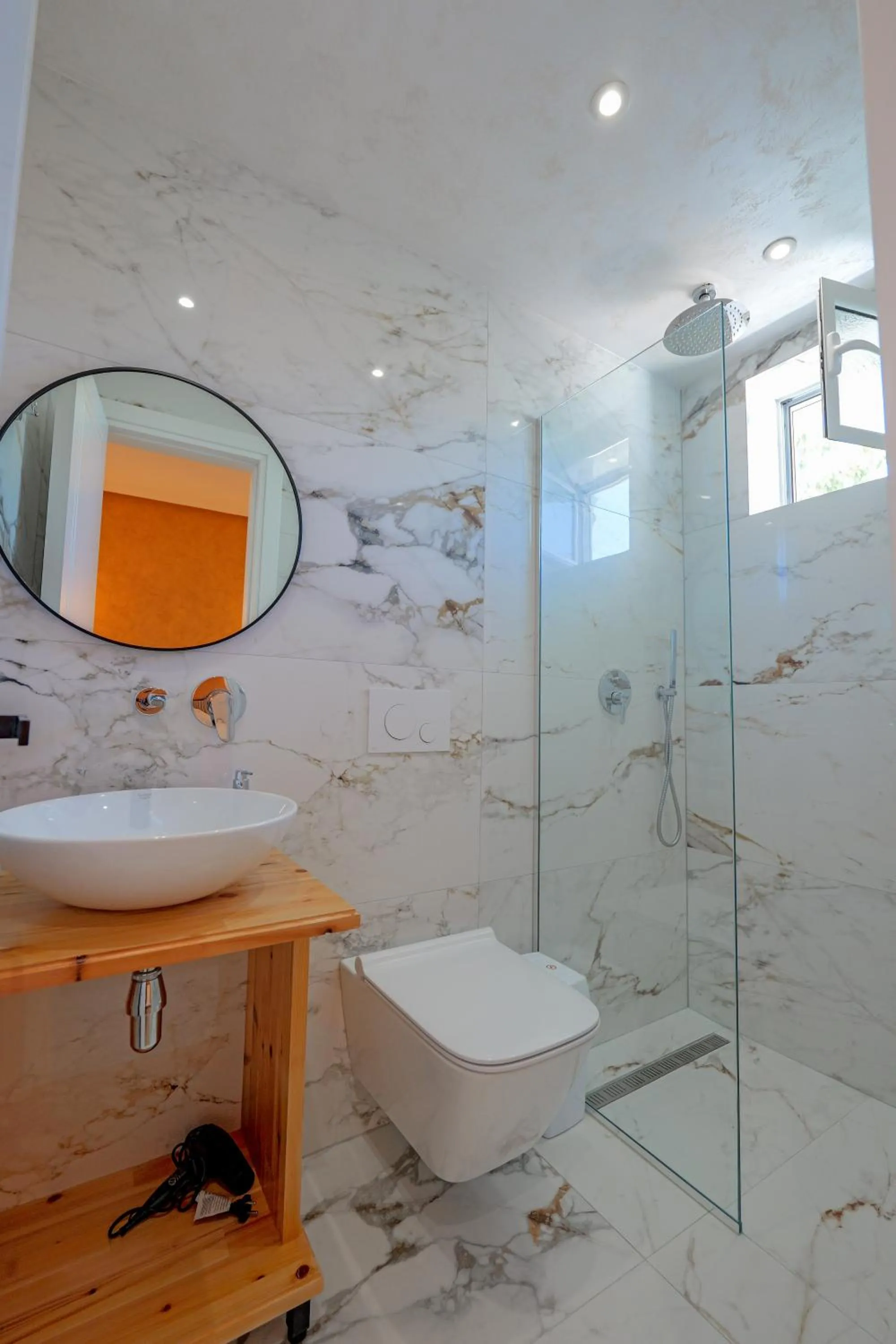 Shower in Villa Juna Beach