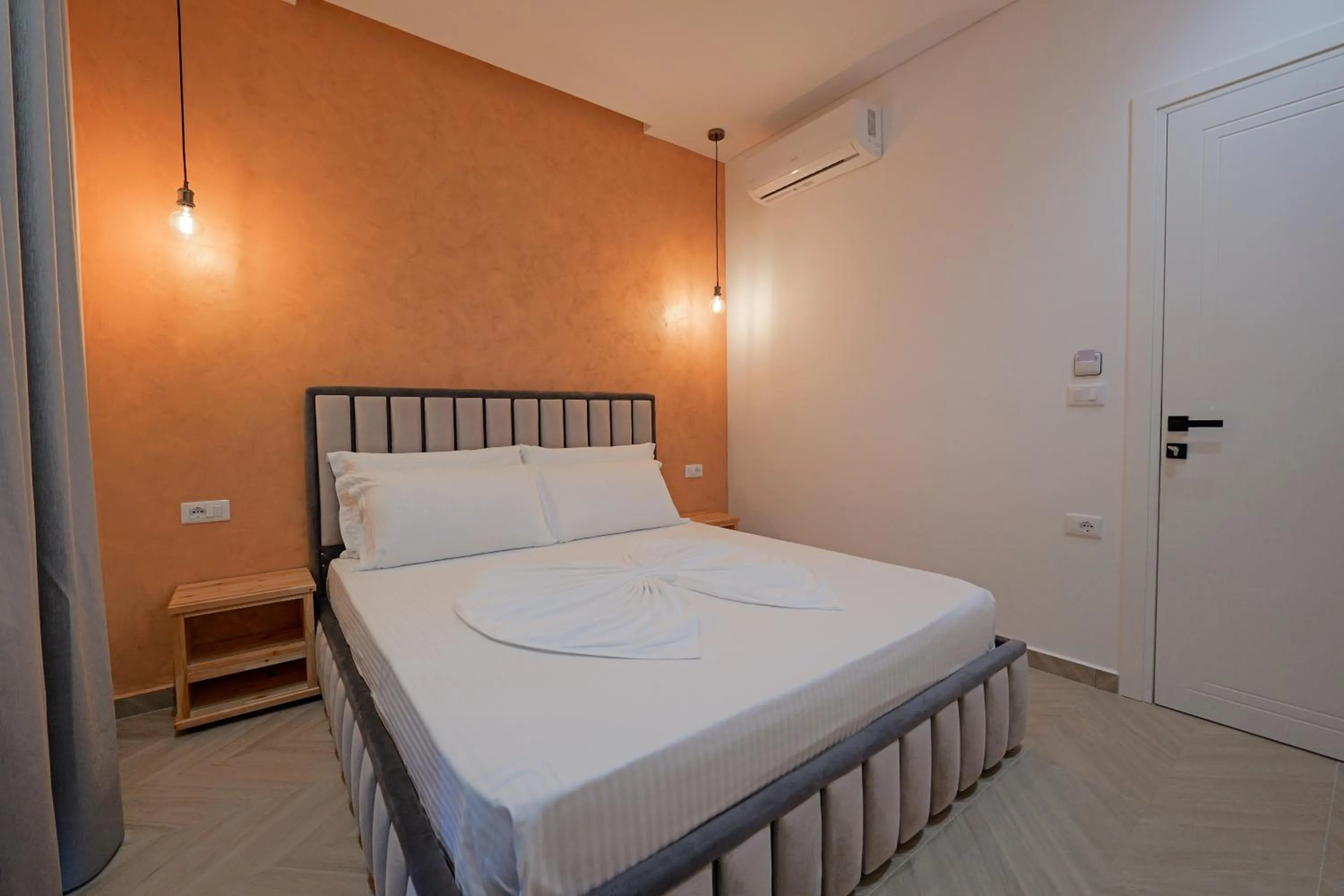 Bed in Villa Juna Beach