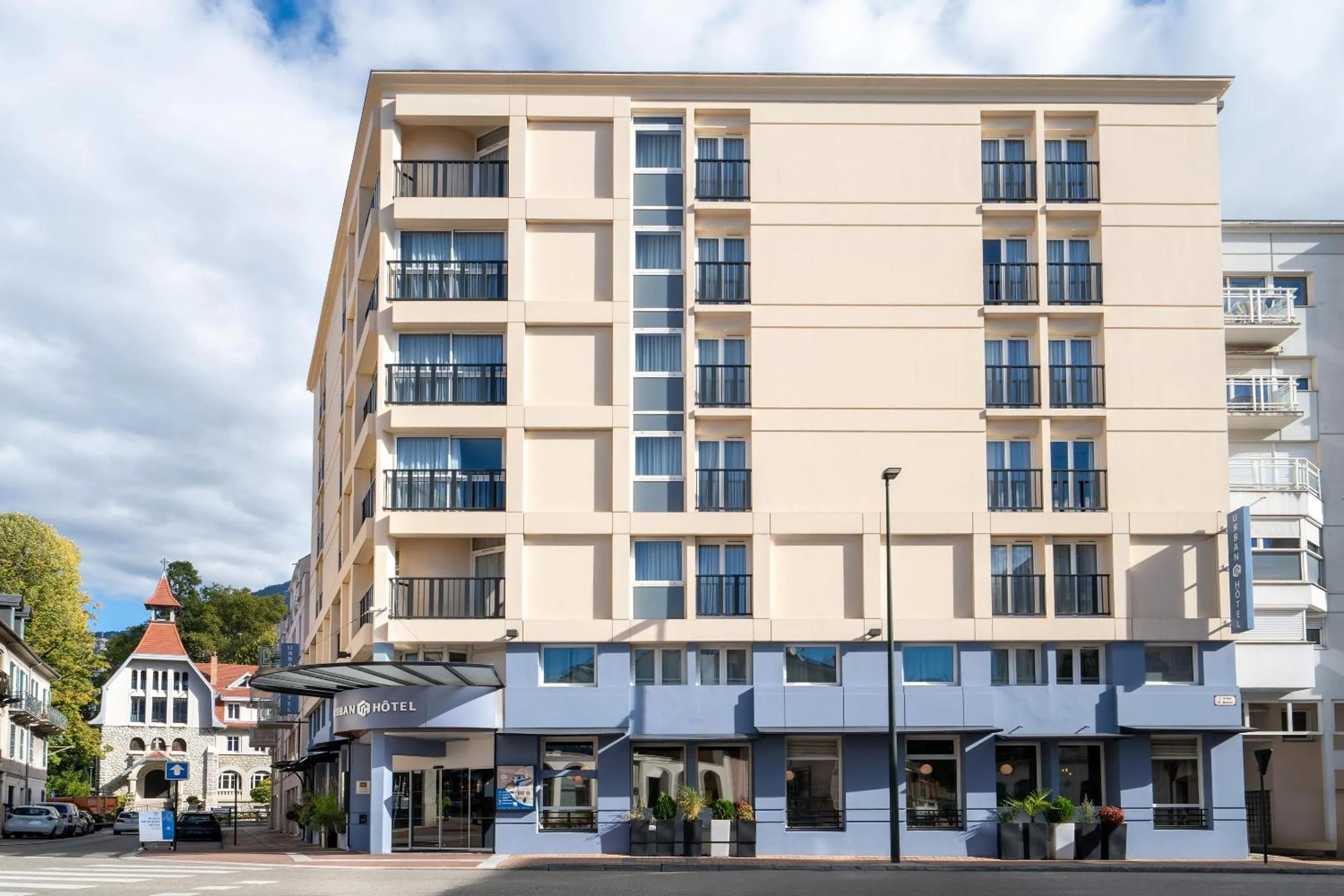 Property building in Urban Hotel & Spa Aix-les-Bains - BW Signature Collection