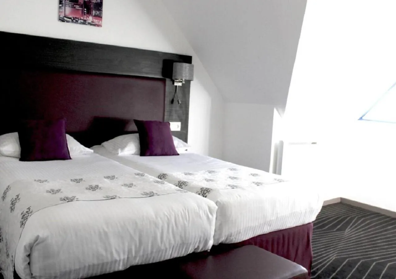 Bed in The Originals City Hôtel, Aéroport Beauvais