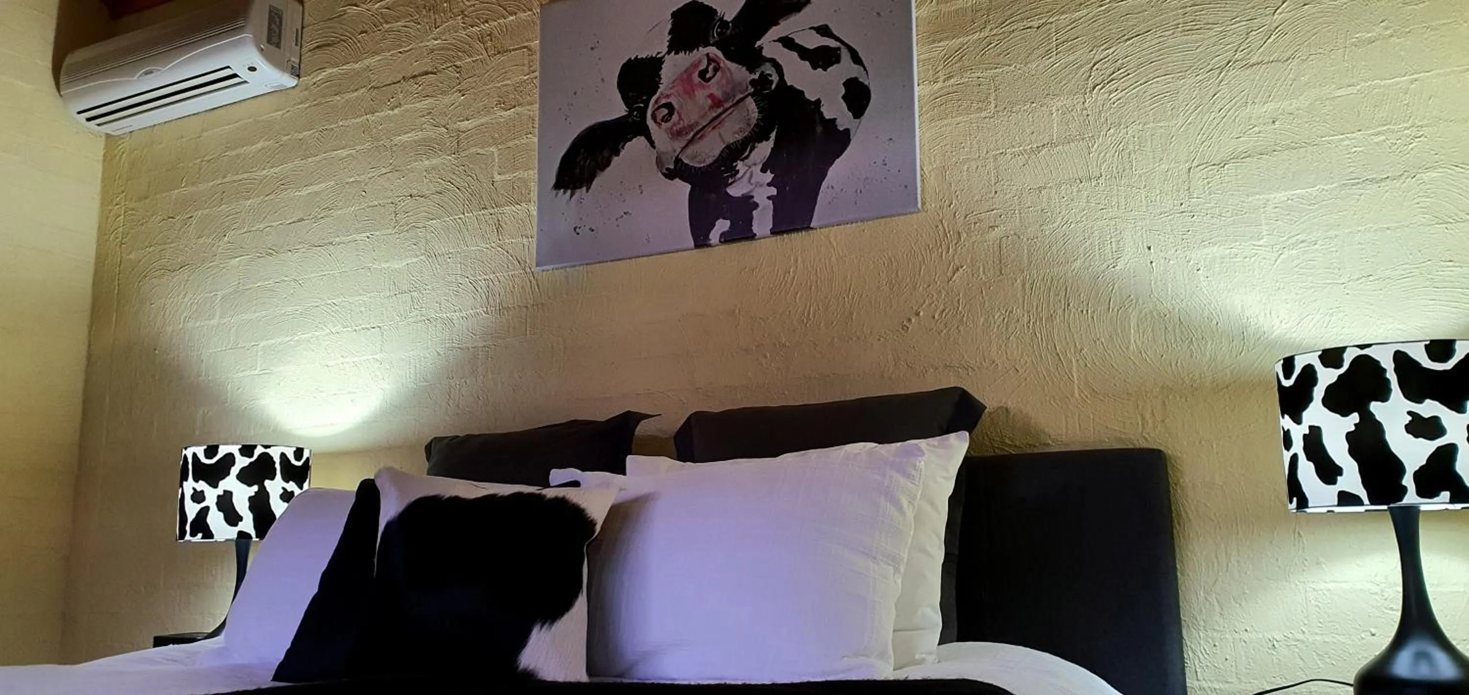 Bedroom, Bed in Great Escape Lofts