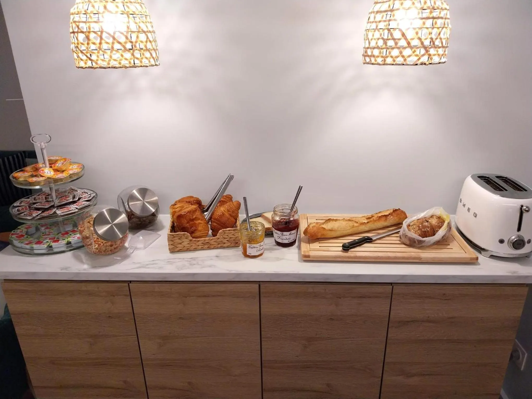 Breakfast in Séjours & Affaires La Rochelle Les Minimes