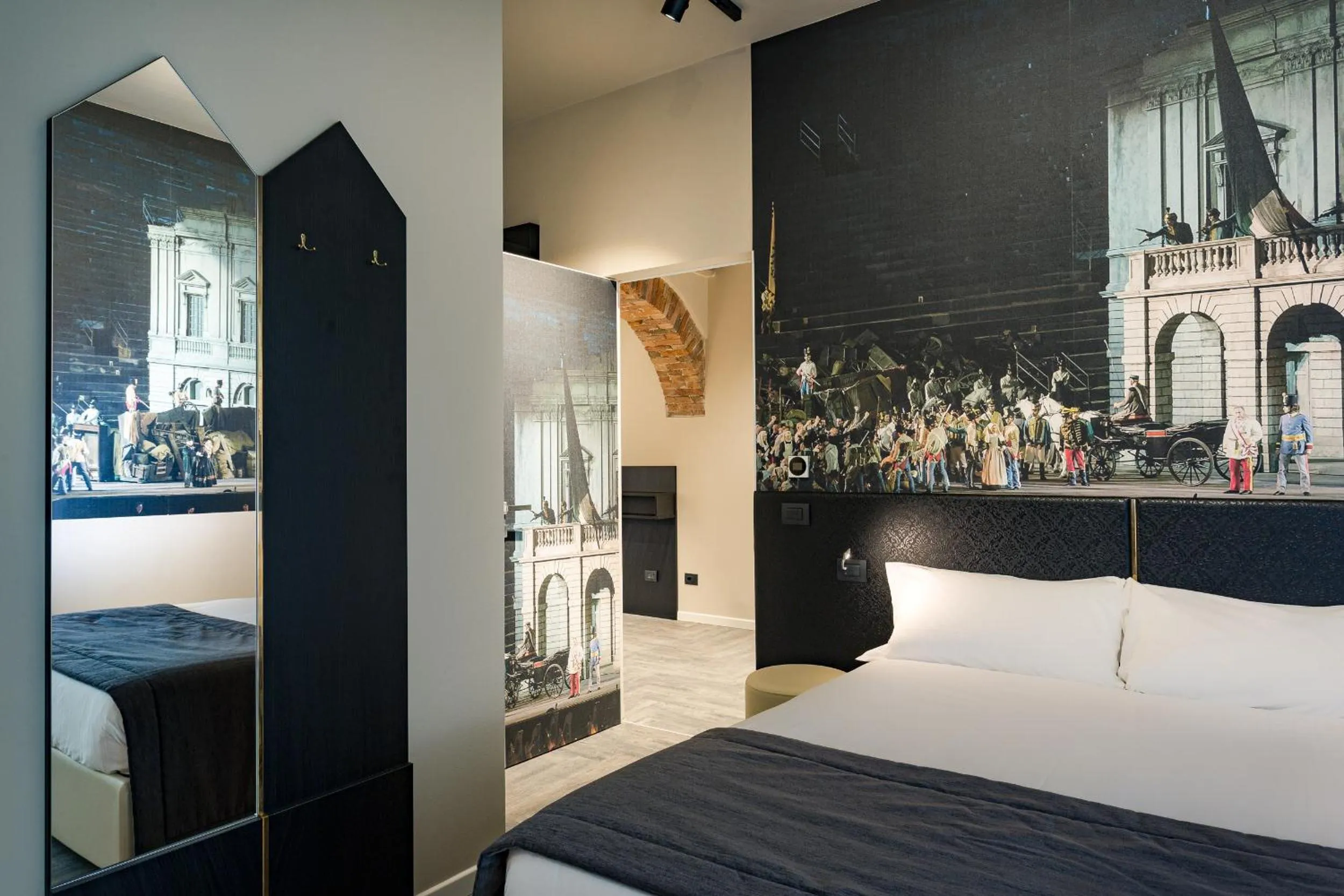 Bed in Italianflat - Theatrum Rooms and Suite