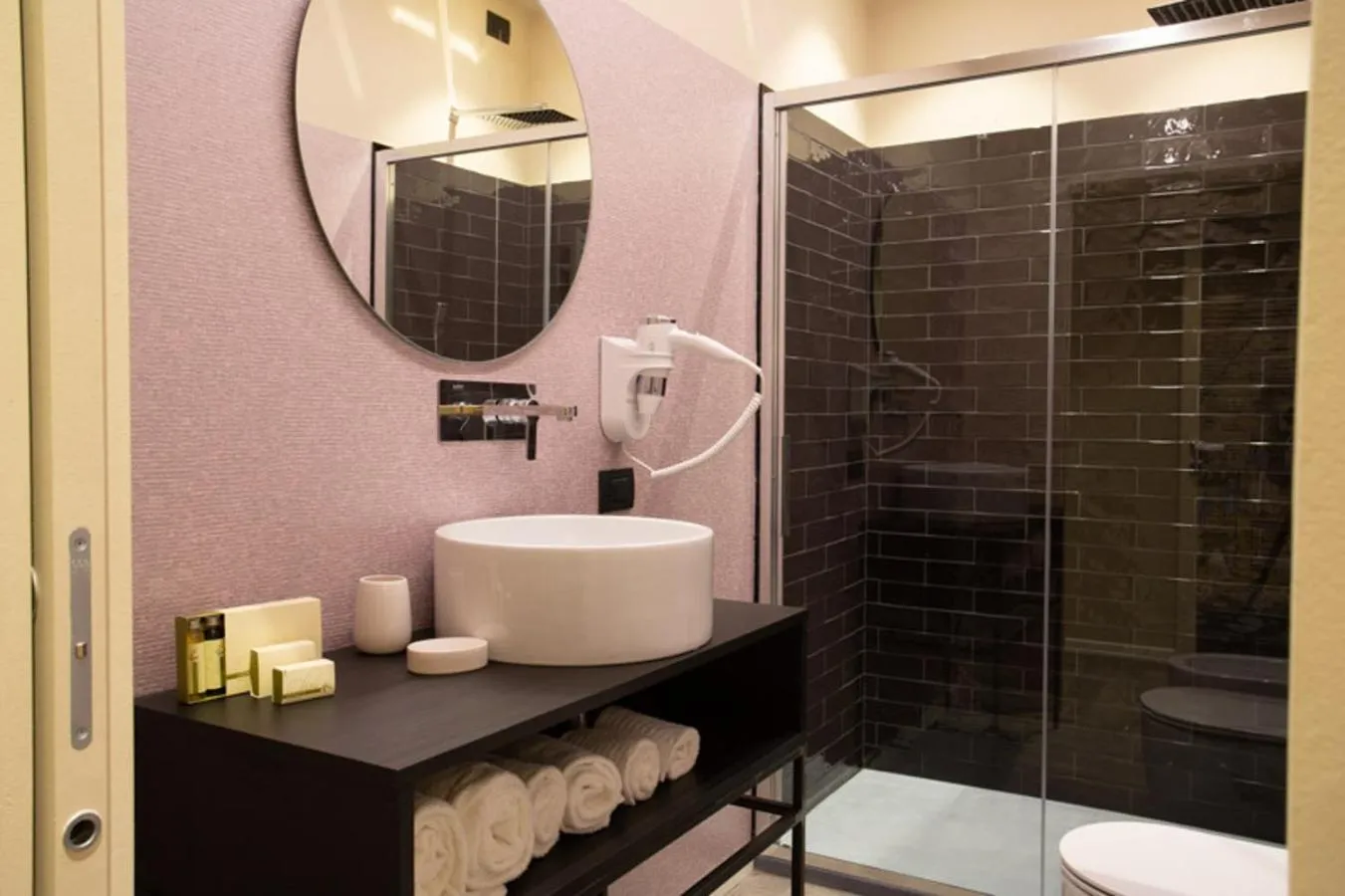 Shower in Italianflat - Theatrum Rooms and Suite