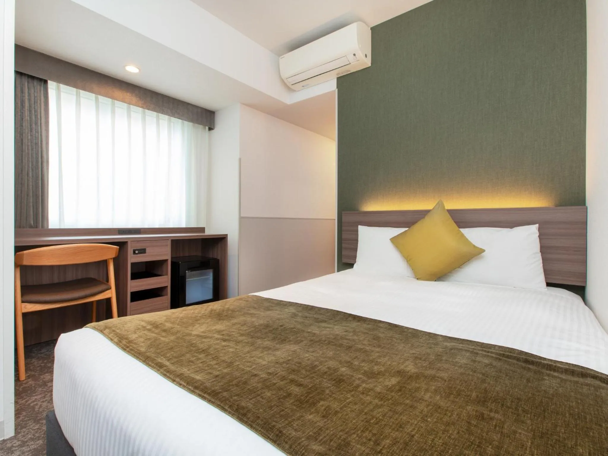 Bed in Hotel Villa Fontaine Tokyo-Hamamatsucho