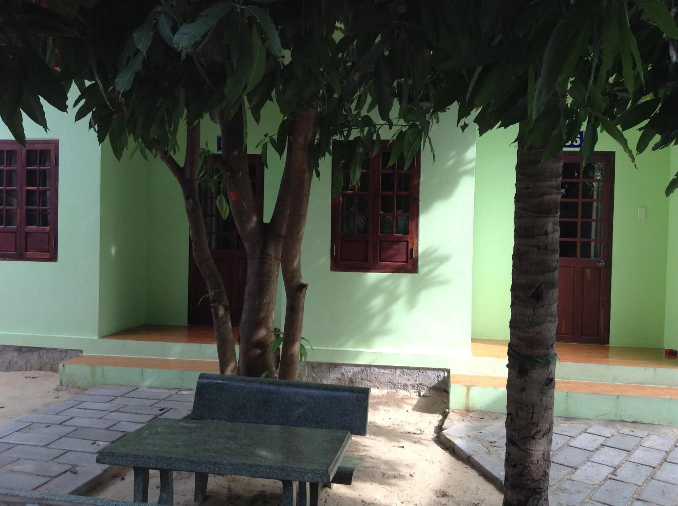 Decorative detail in Cocosand Hotel