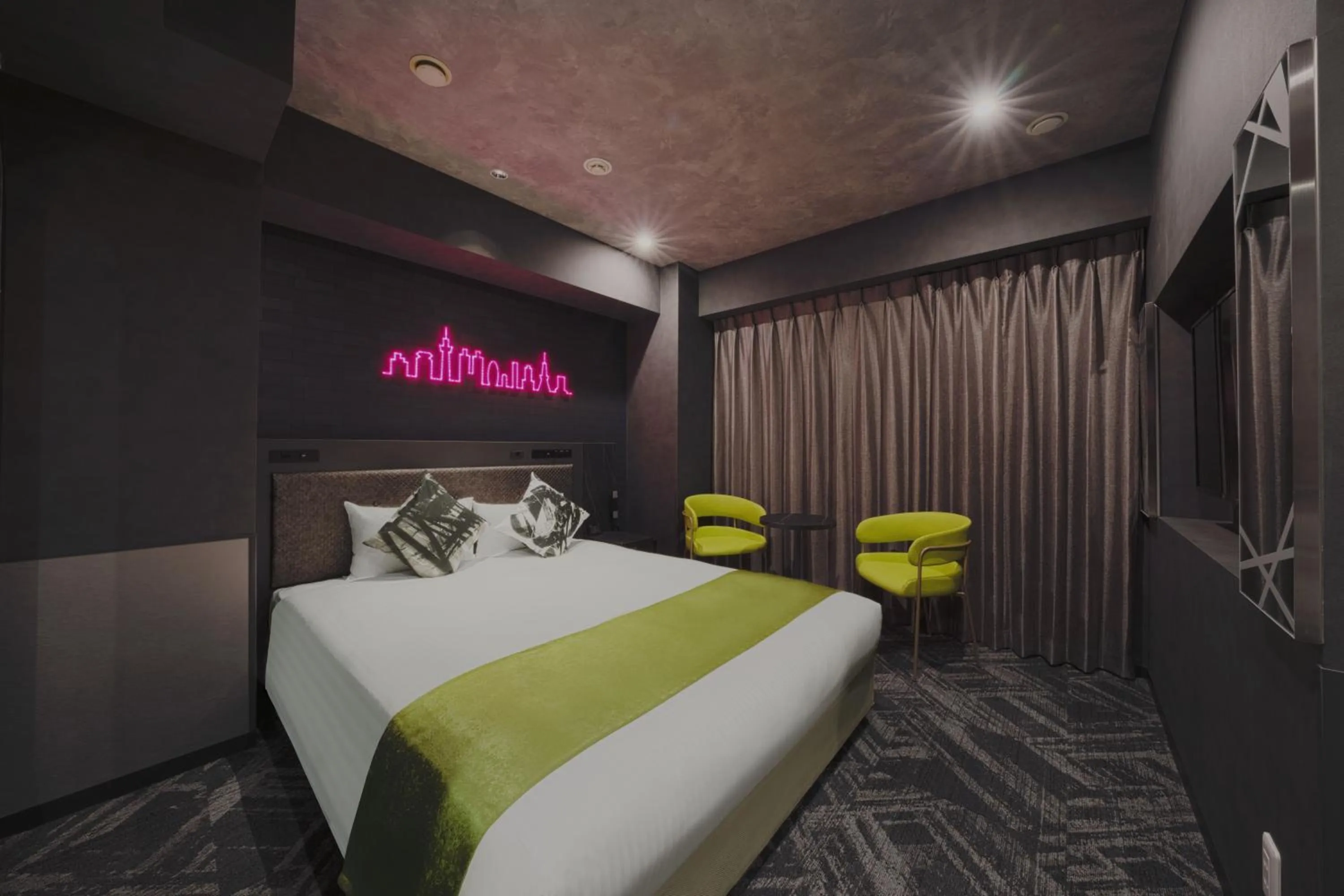 Bed in Hotel Villa Fontaine Tokyo-Shinjuku