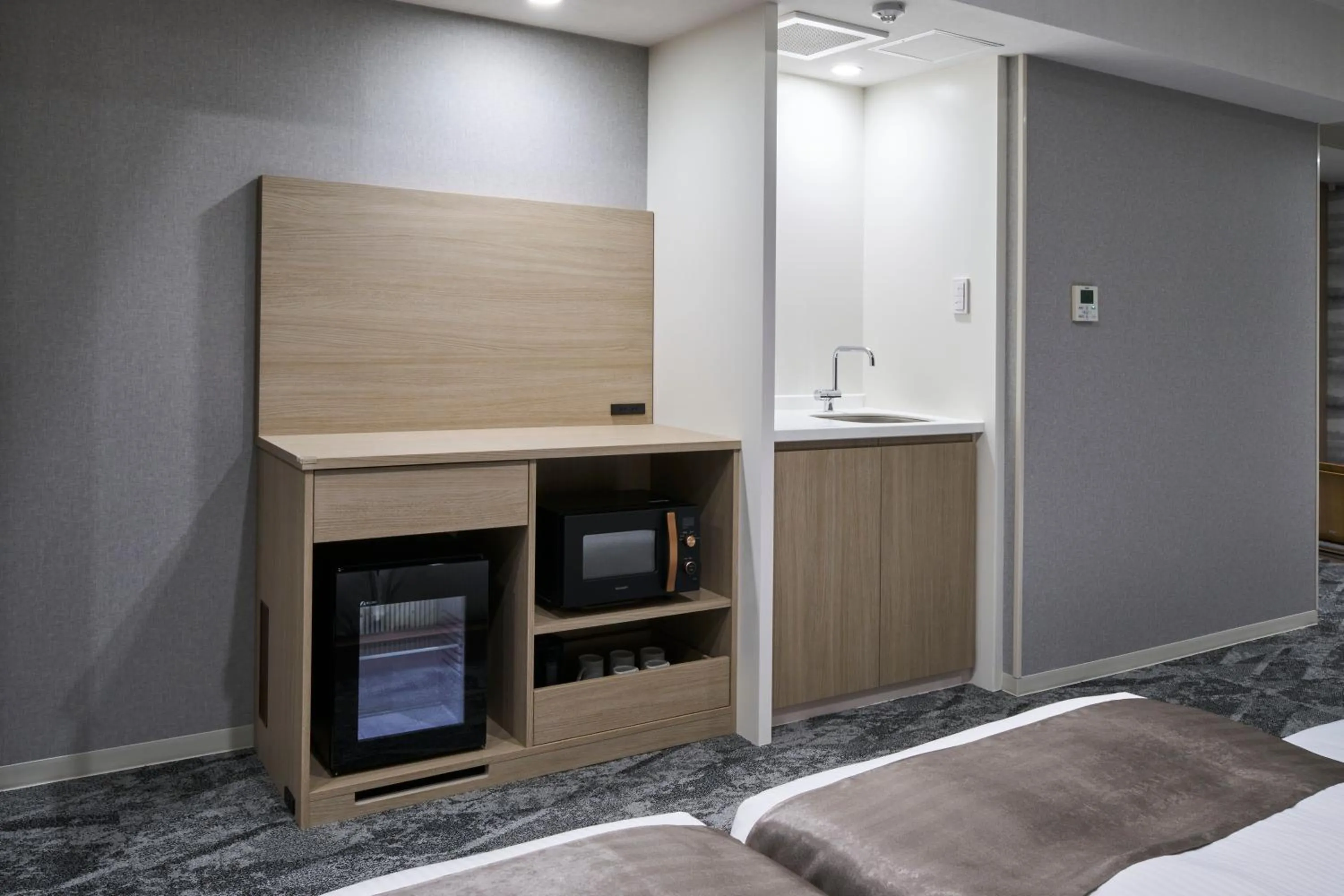 Photo of the whole room, Bed in Hotel Villa Fontaine Tokyo-Otemachi