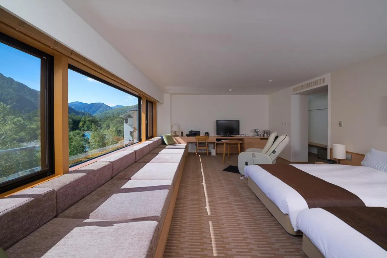 Deluxe Twin Room in Kamikochi Lemeiesta Hotel