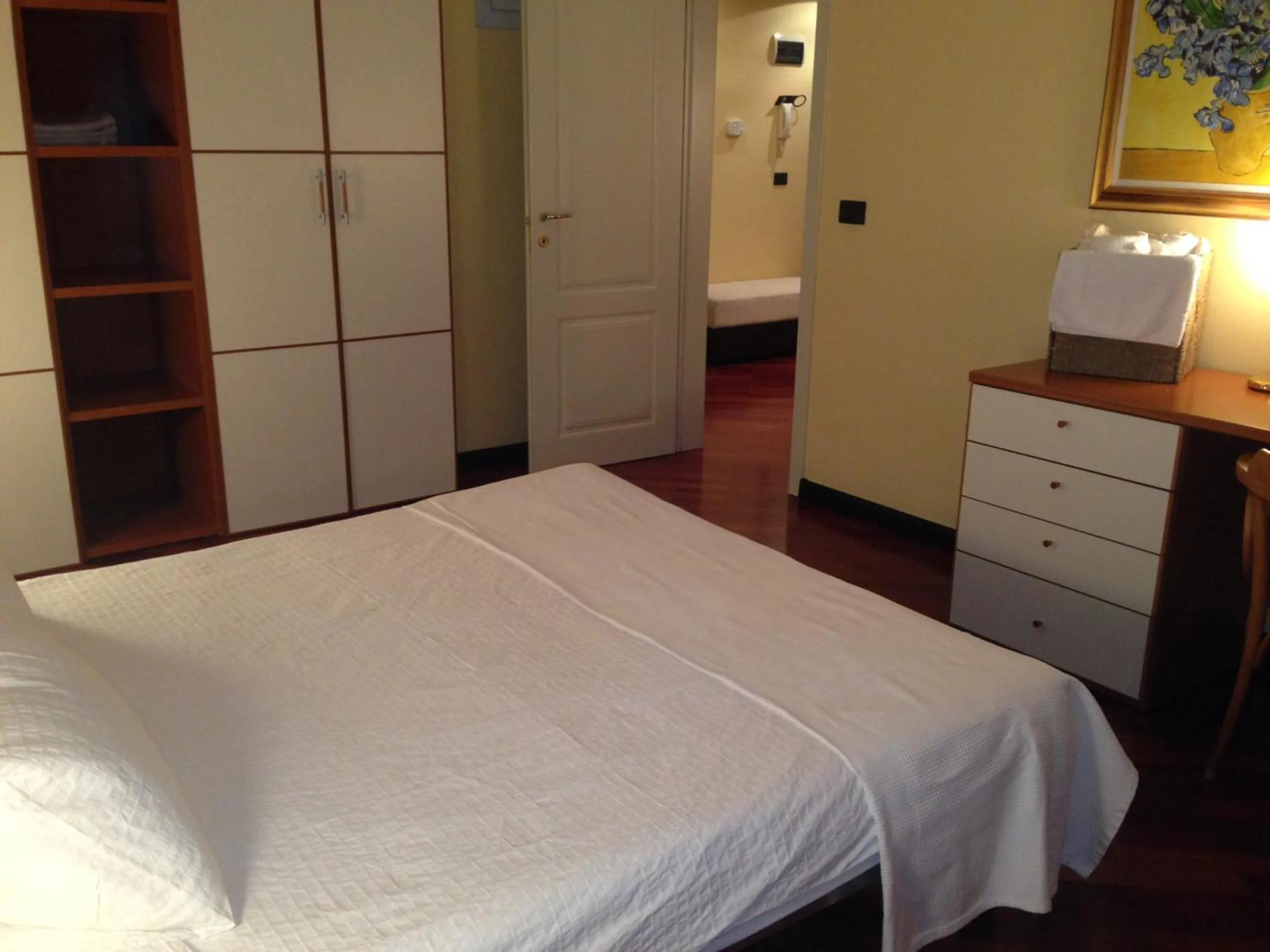 Bedroom, Bed in Aksai Residence