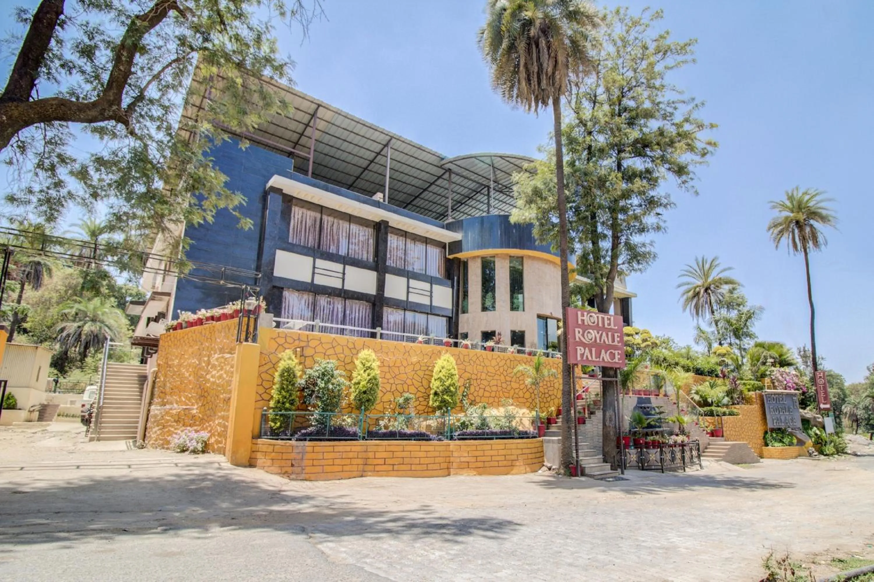 Property building in Hotel Royale Palace