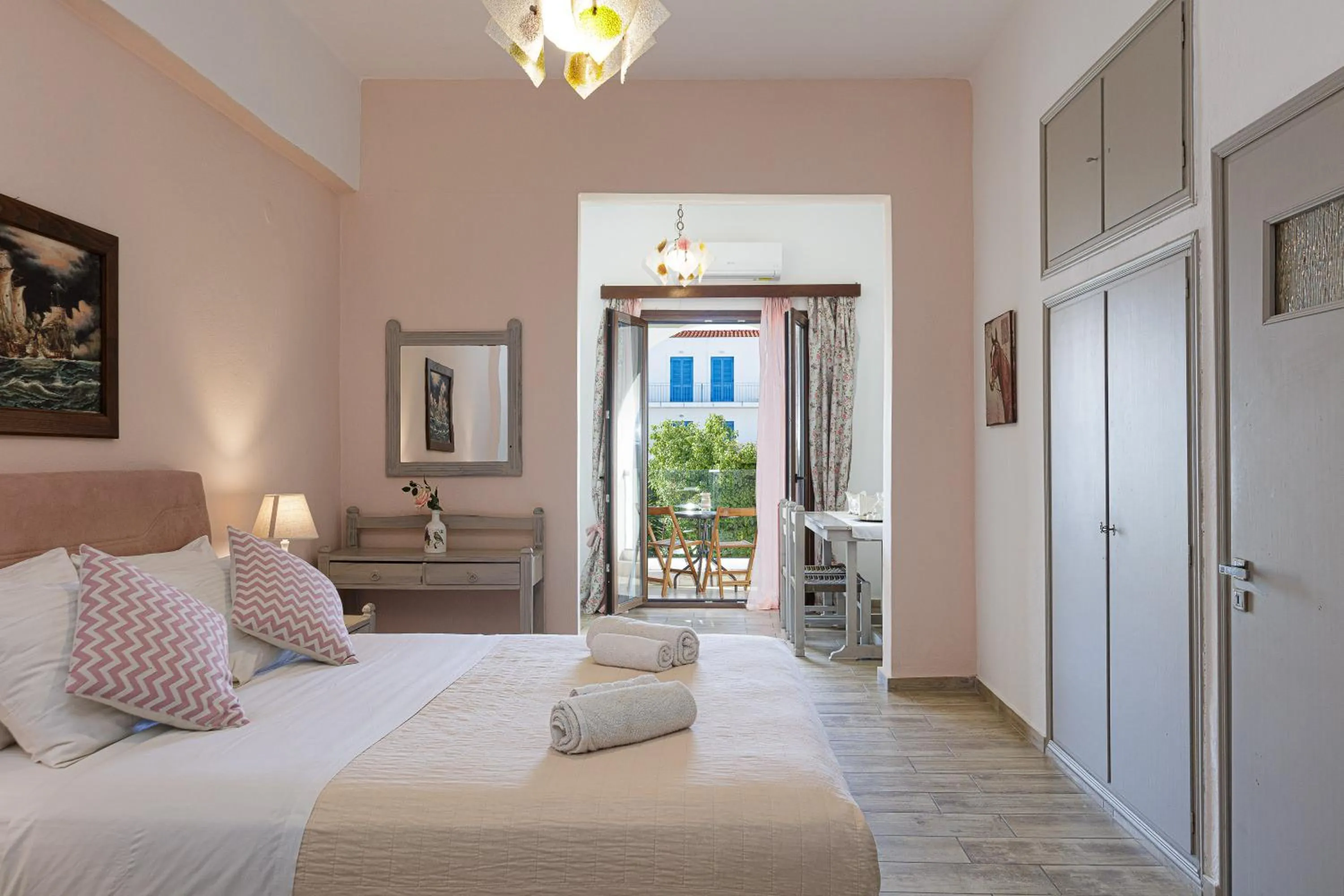 Photo of the whole room, Bed in Kasteli Studios & Apartments