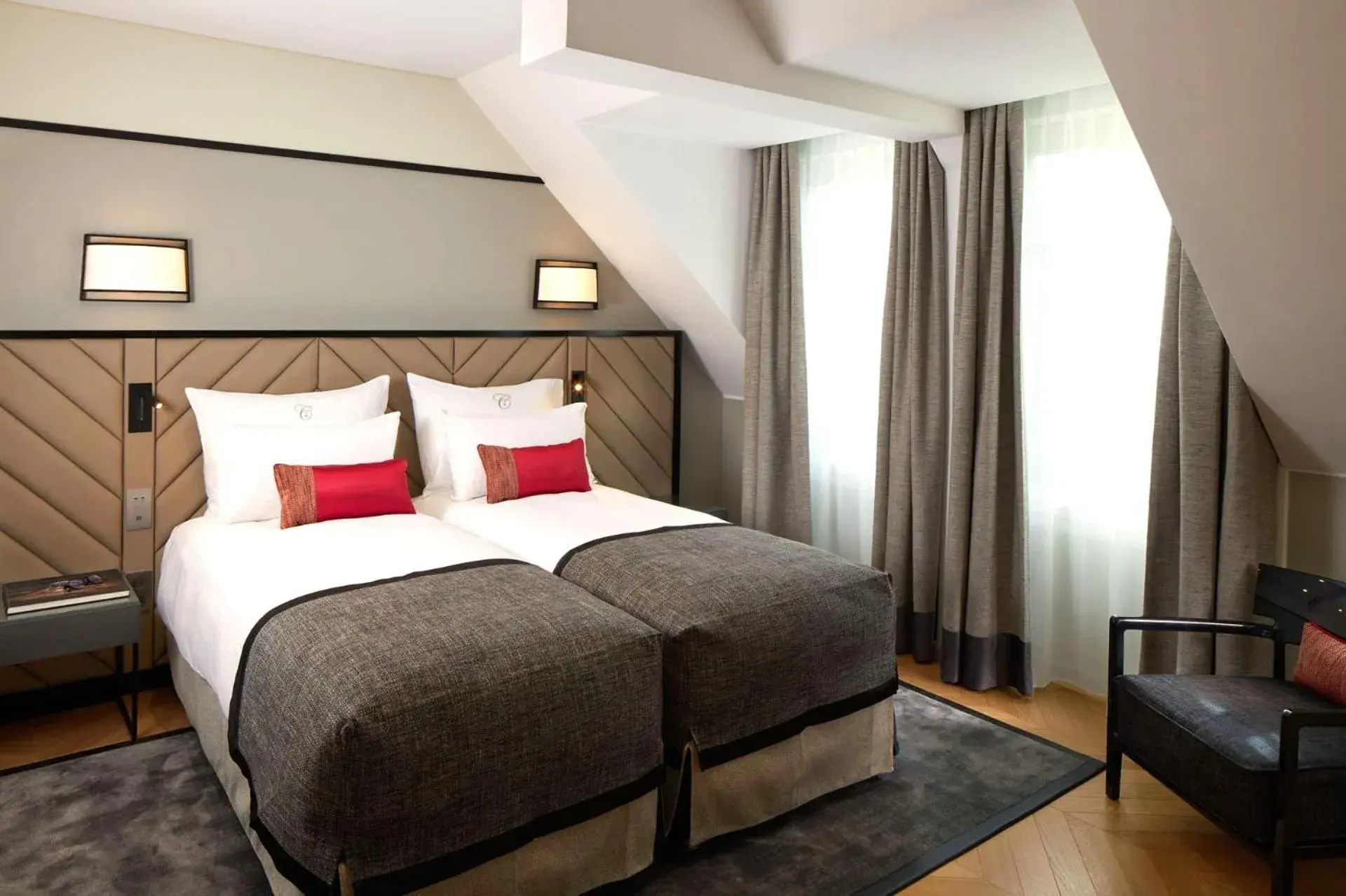 Two bedroom Premier Suite in Fraser Suites Le Claridge Champs-Elysées Two bedroom Premier Suite in Fraser Suites Le Claridge Champs-Elysées