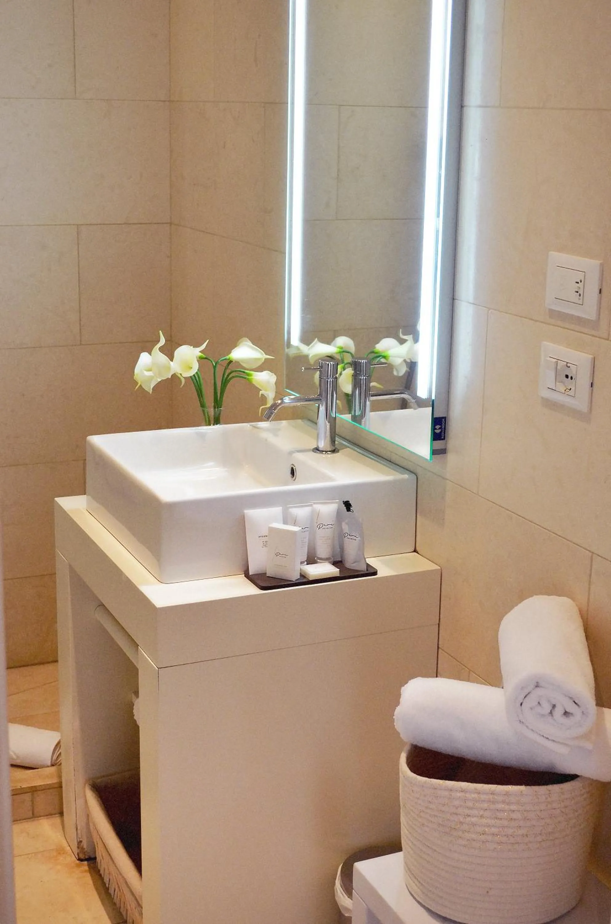 Bathroom in Rooms Milano Duomo