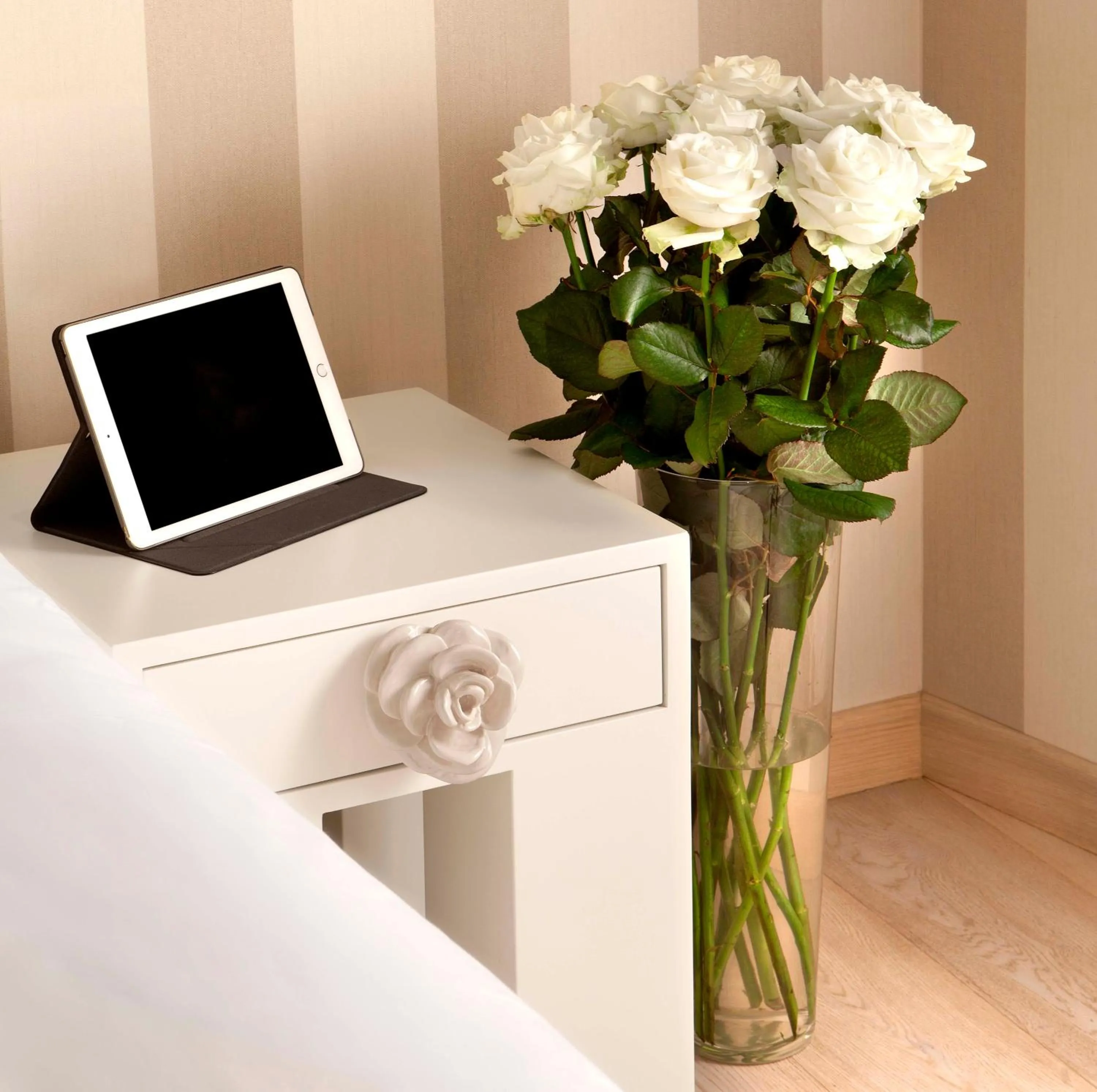 Decorative detail in Rooms Milano Duomo