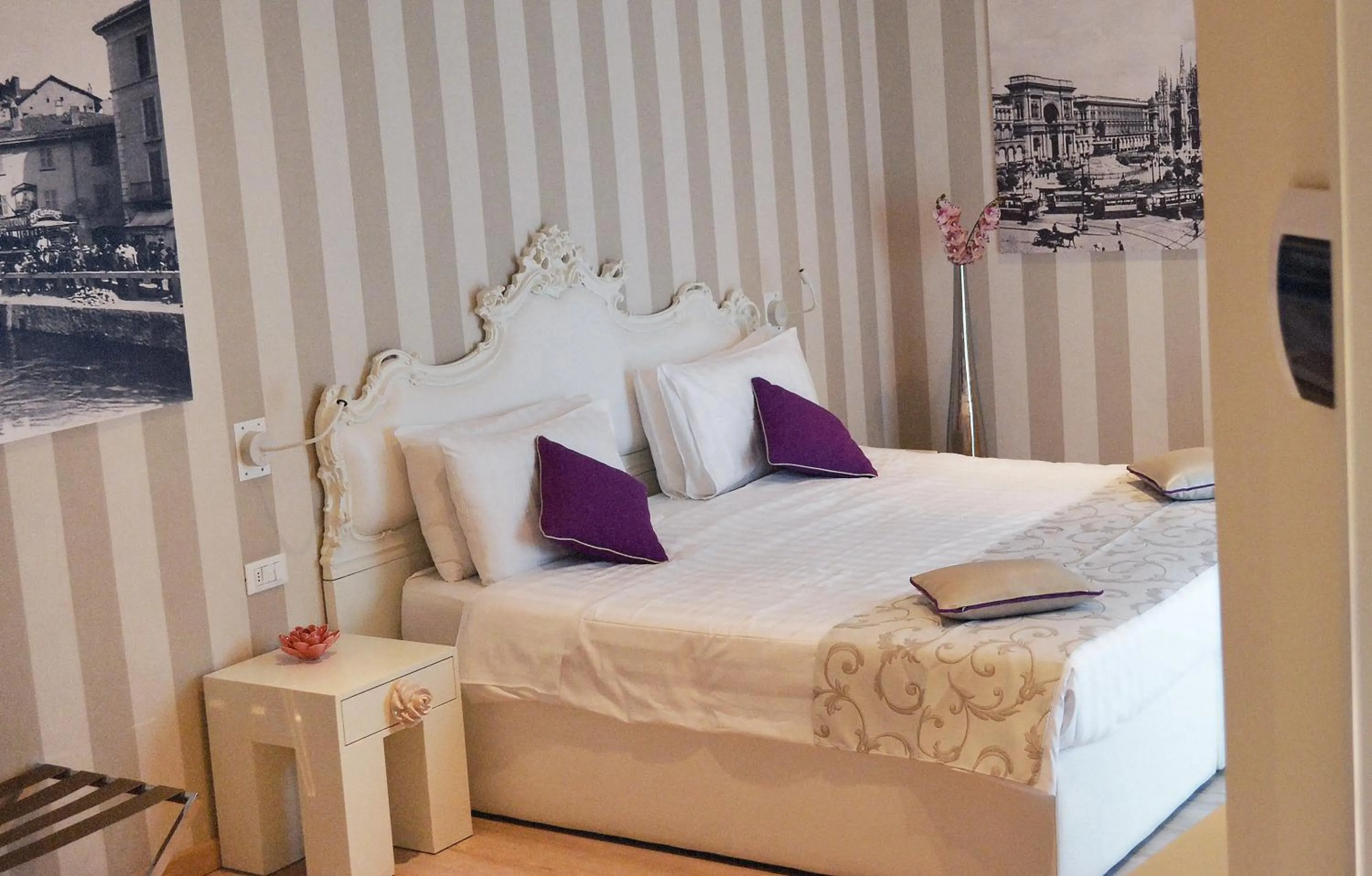 Photo of the whole room, Bed in Rooms Milano Duomo