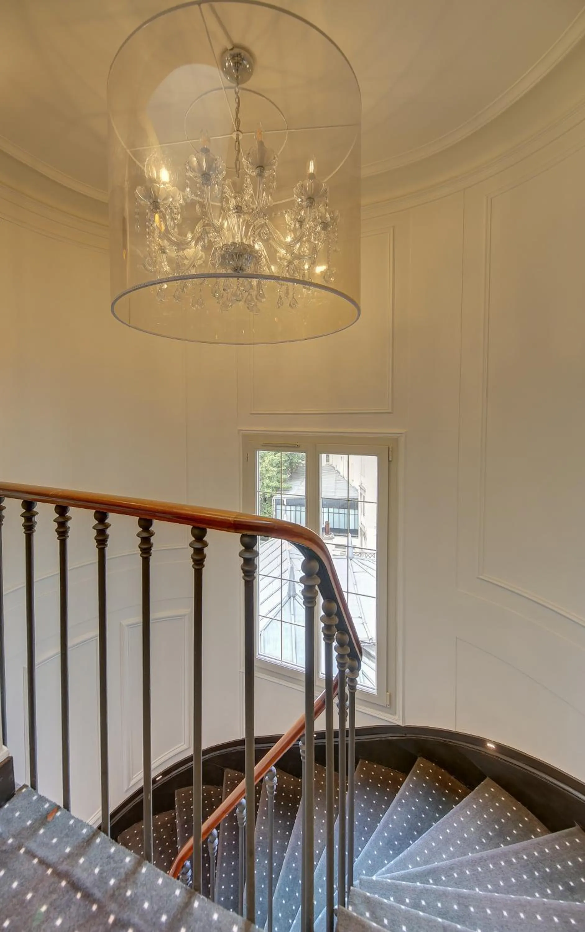 Chalgrin Boutique Hotel