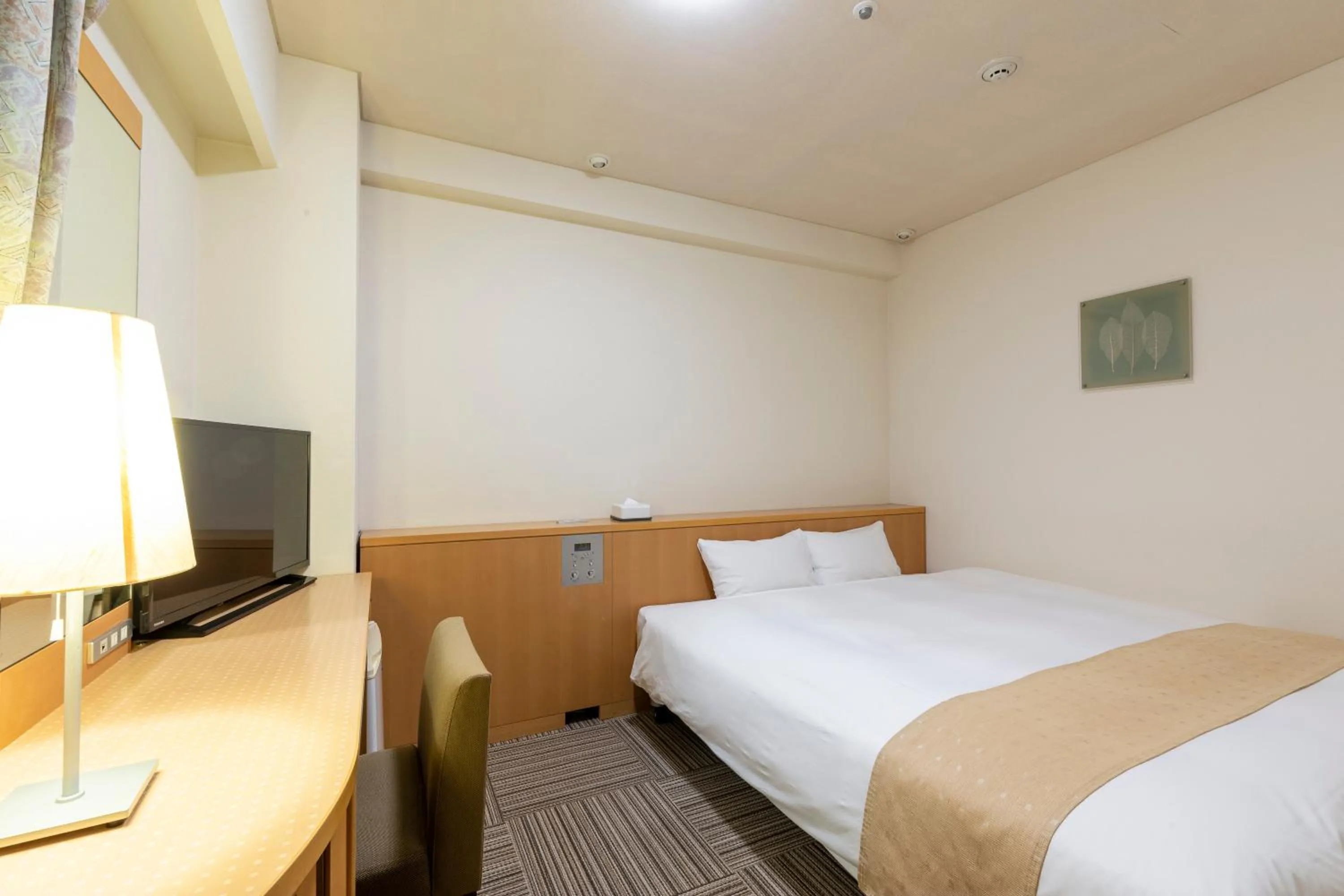 Photo of the whole room, Bed in Nest Hotel Kumamoto