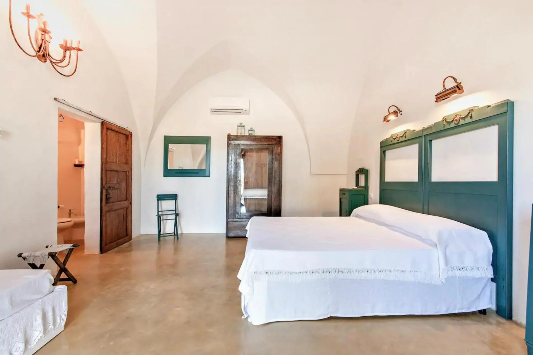 Photo of the whole room in Casina Solatia
