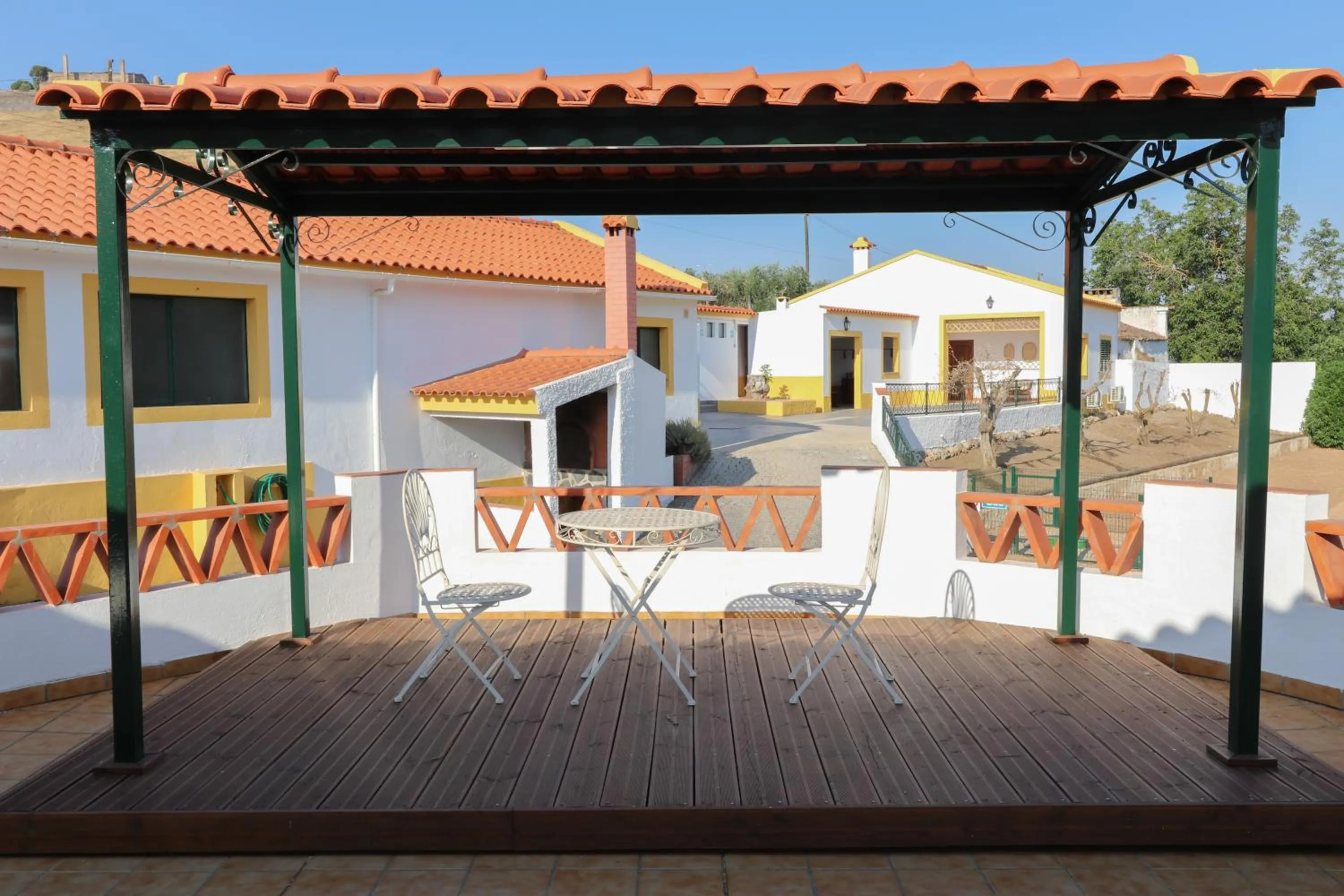 Property building in Monte da Graça