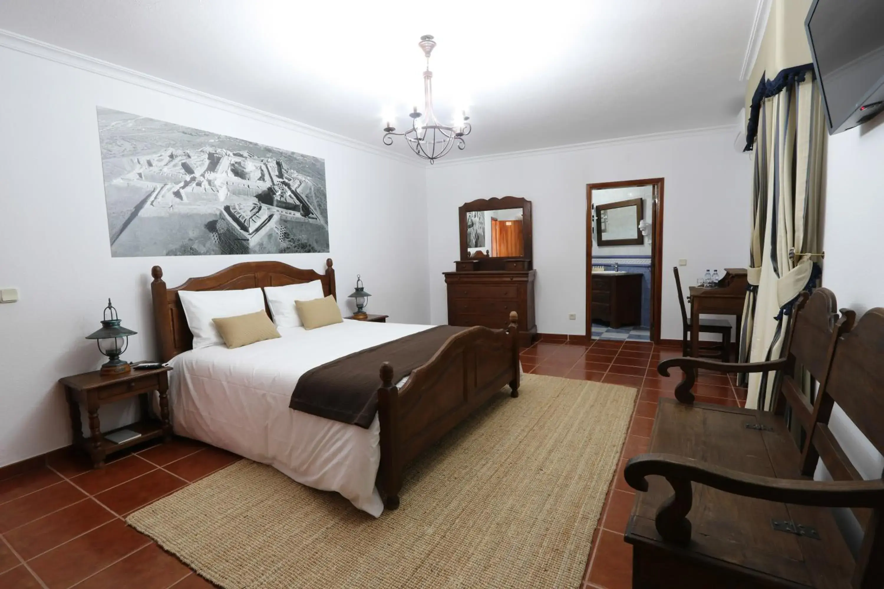 Deluxe Double Room with Bath in Monte da Graça Deluxe Double Room with Bath in Monte da Graça