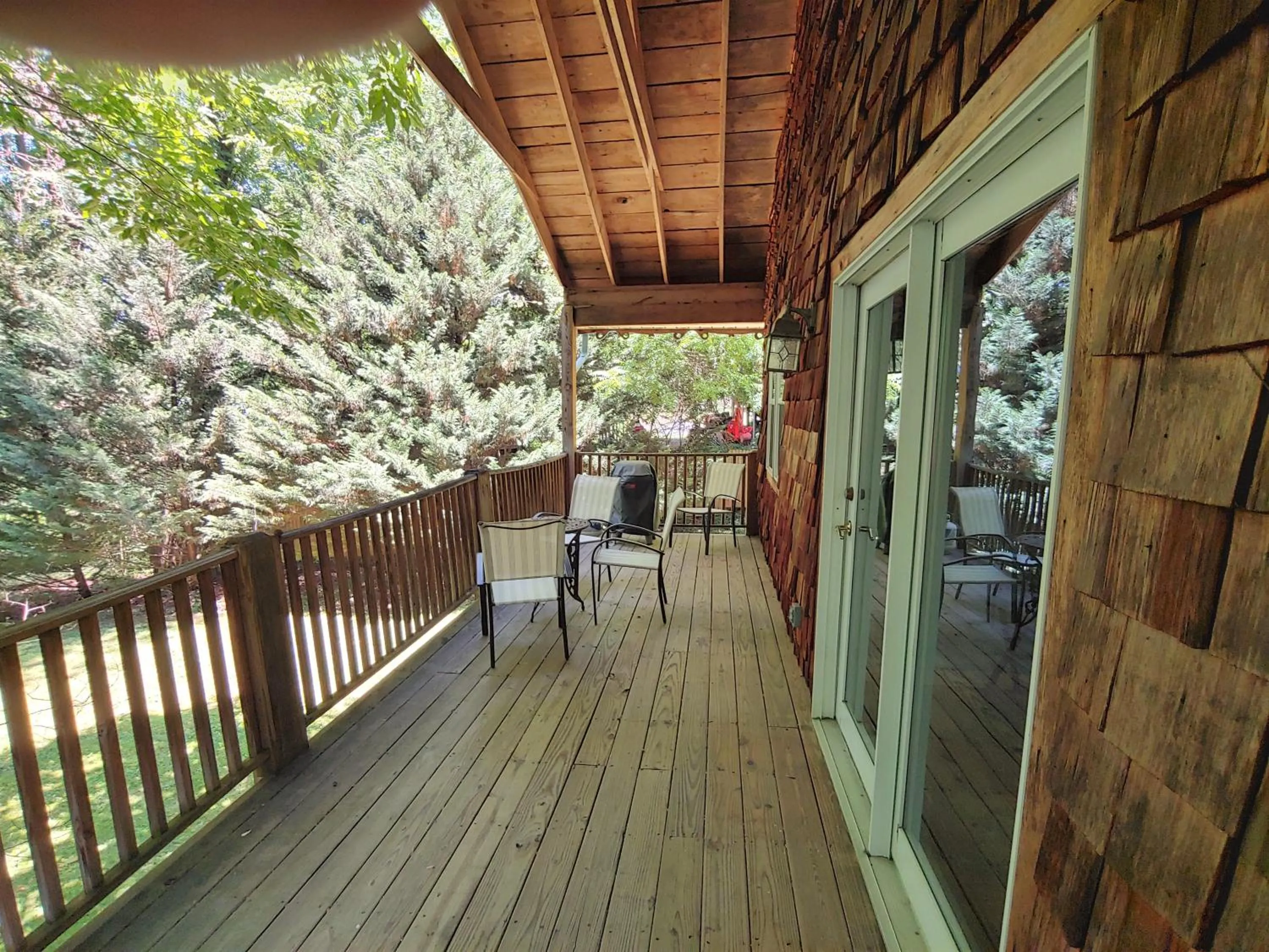 Patio in McKinley Edwards Inn