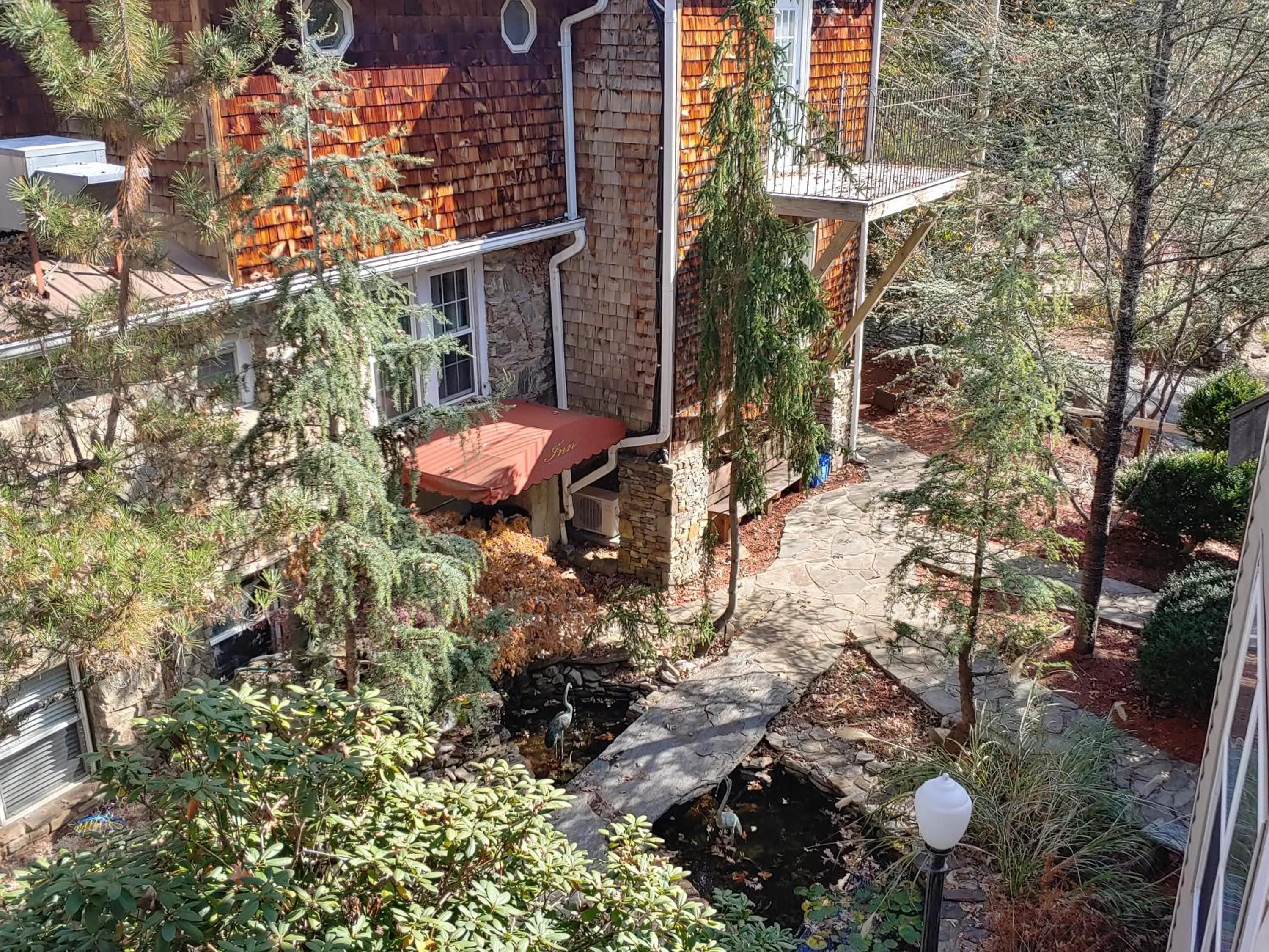 Natural landscape in McKinley Edwards Inn