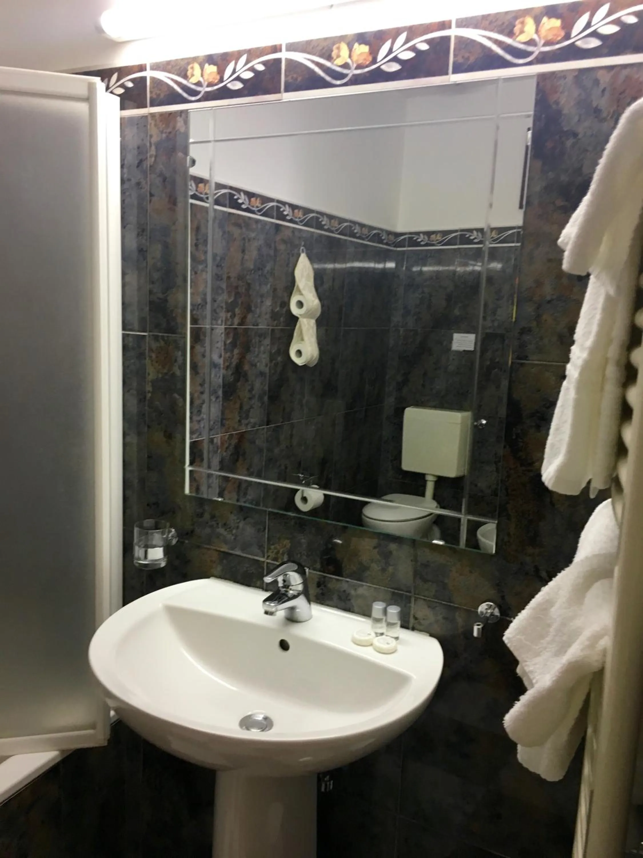 Bathroom in Soggiorno Antica Torre