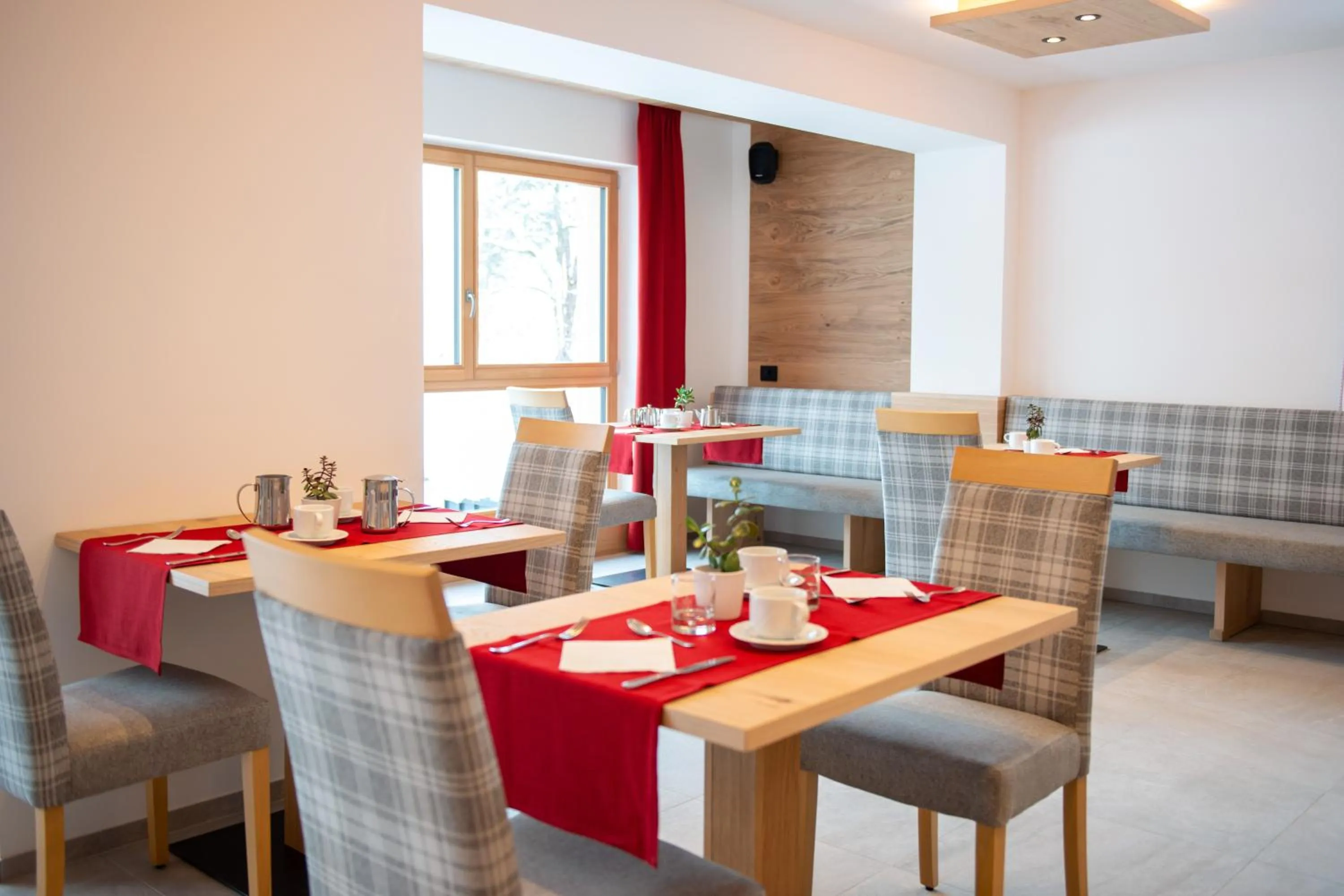 Restaurant/places to eat in Hotel Gran Pre