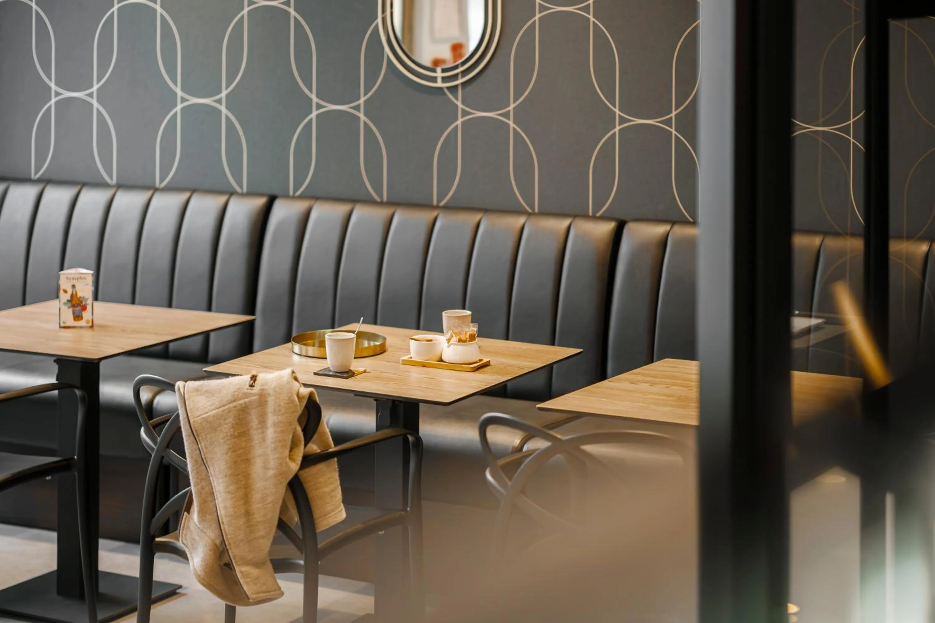 Lobby or reception in Hôtel du Parc Thionville Centre