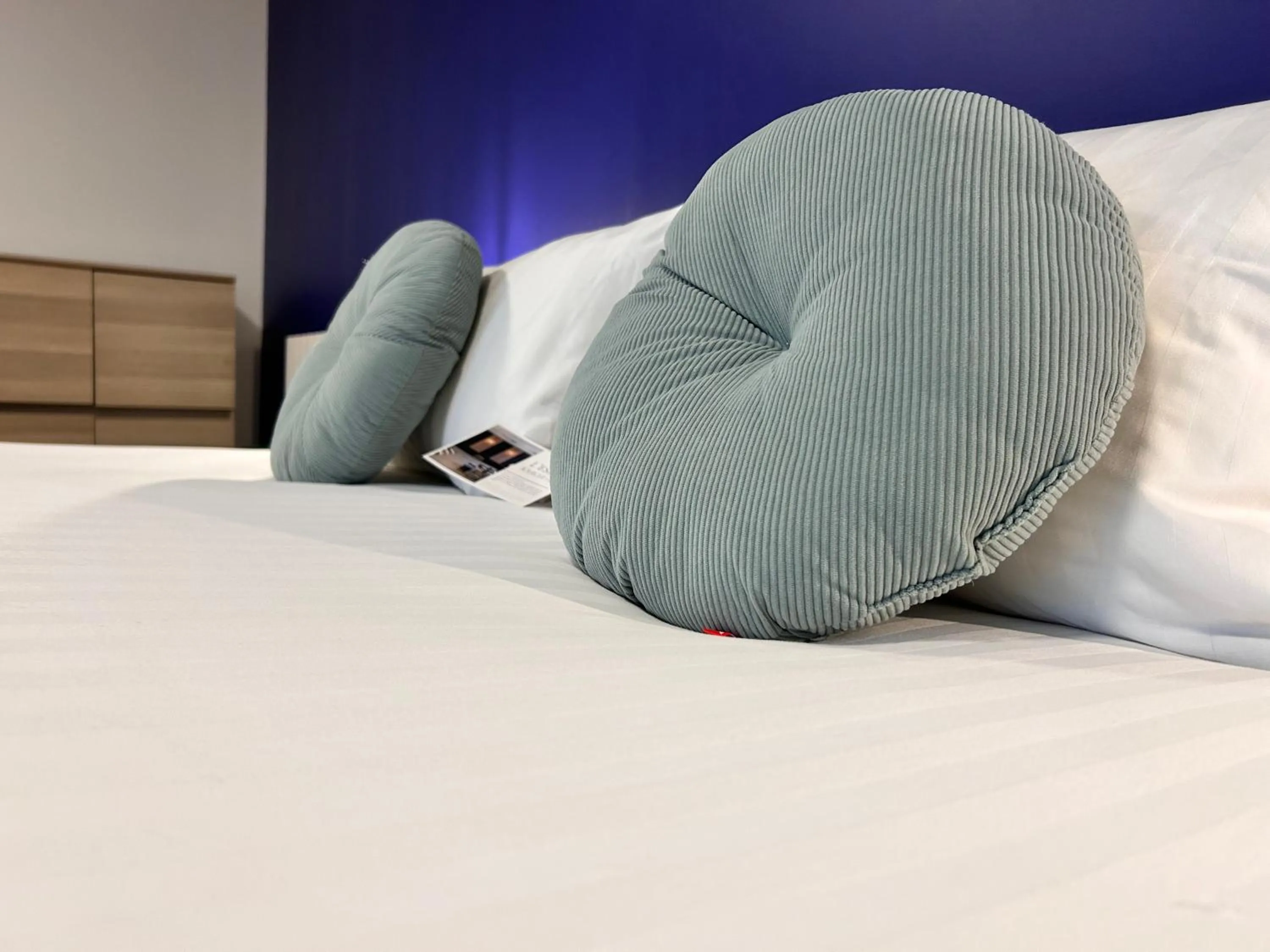 Bedroom, Bed in Hôtel du Parc Thionville Centre