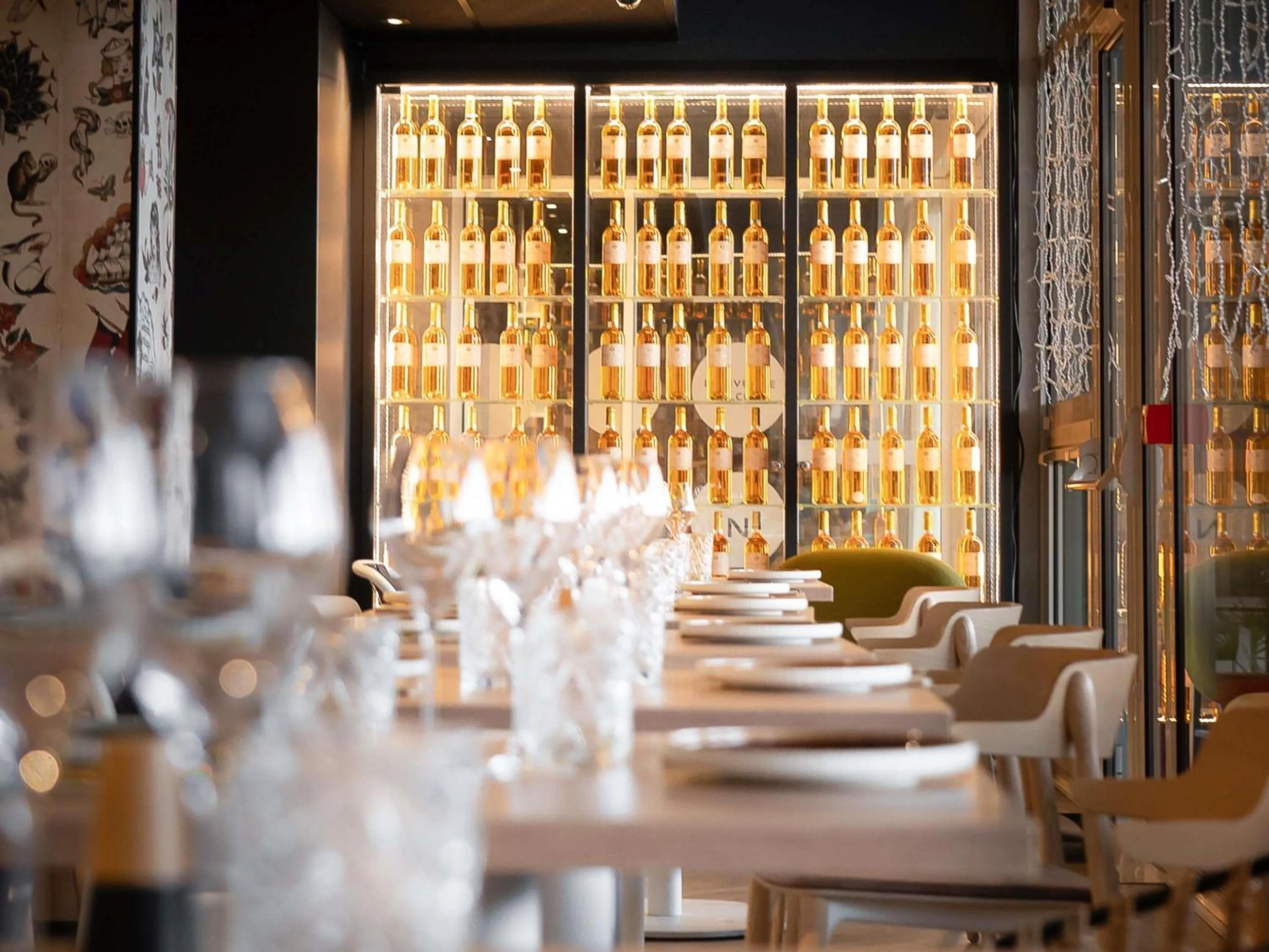 Restaurant/places to eat in Novotel Bordeaux Centre Ville