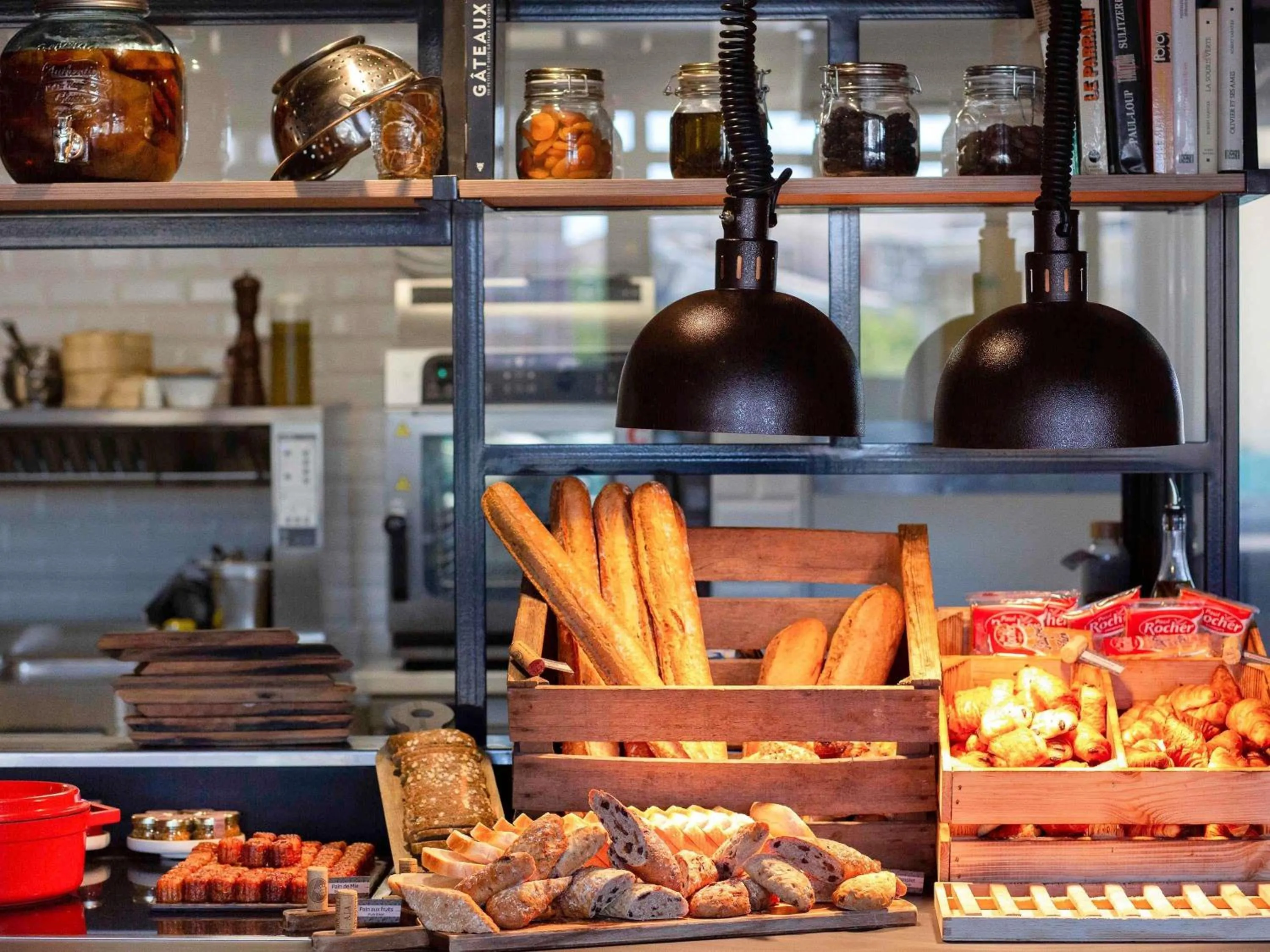 Breakfast in Novotel Bordeaux Centre Ville