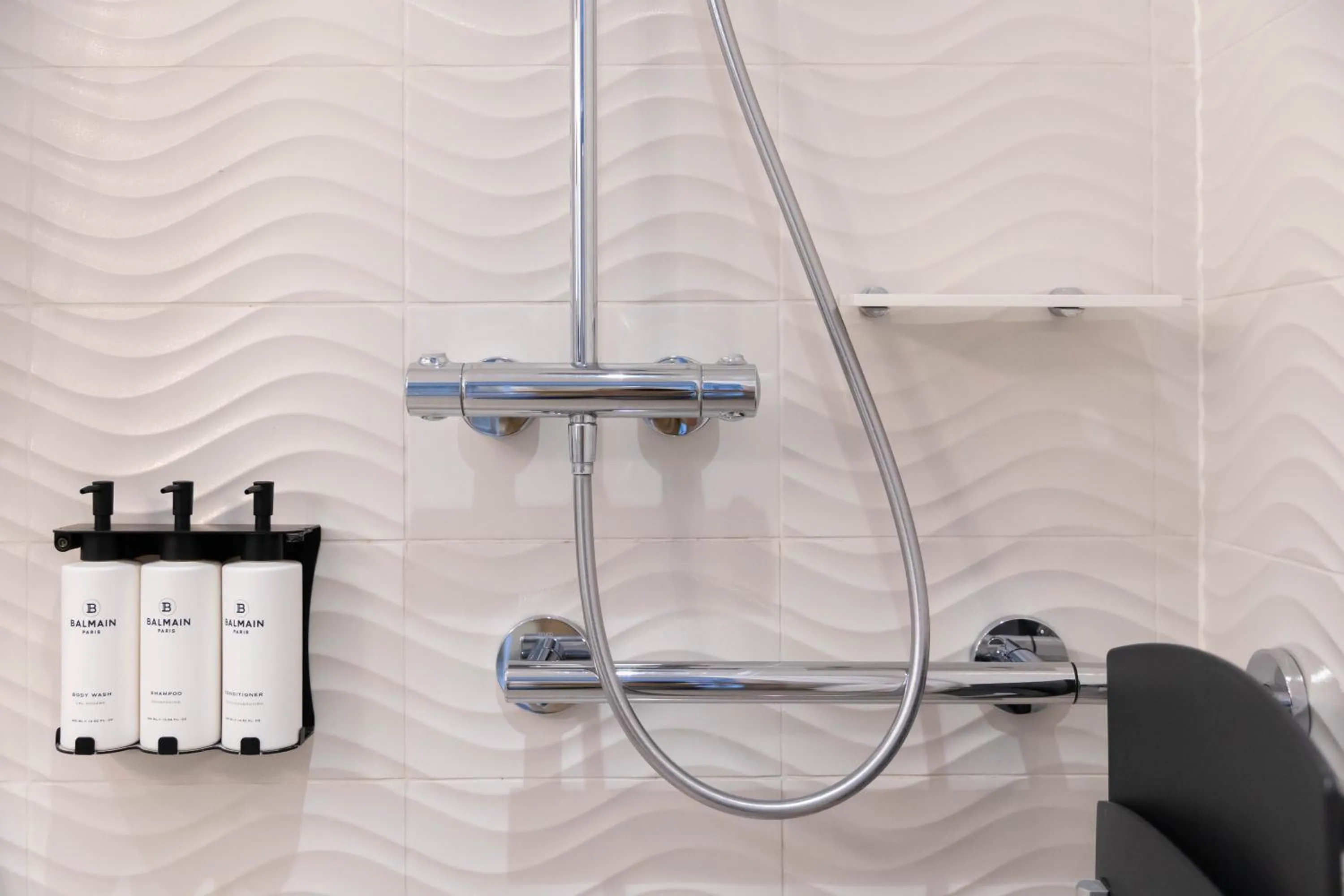 Shower in Sofitel Strasbourg Grande Ile