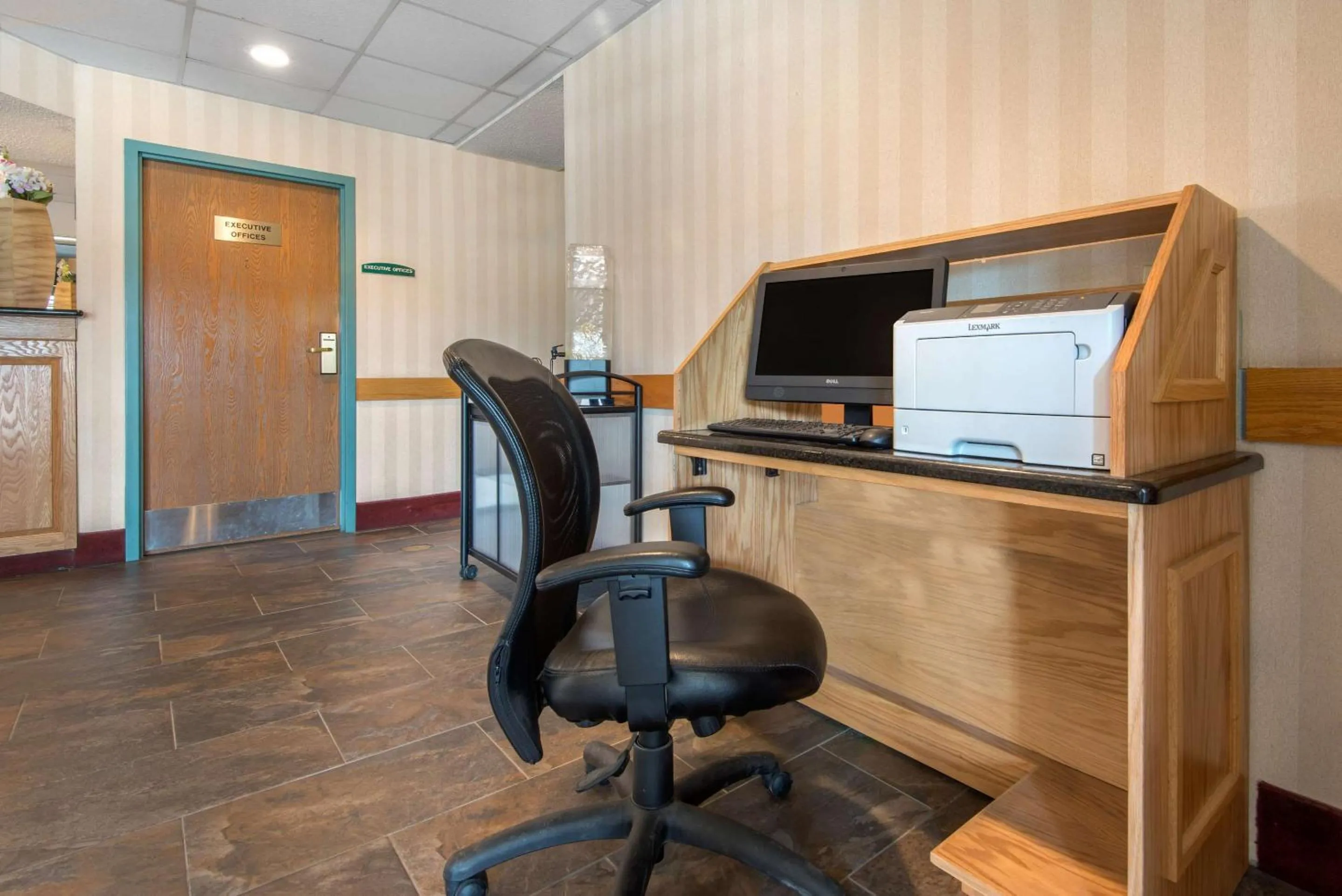 Business facilities in Quality Inn & Suites Mansfield