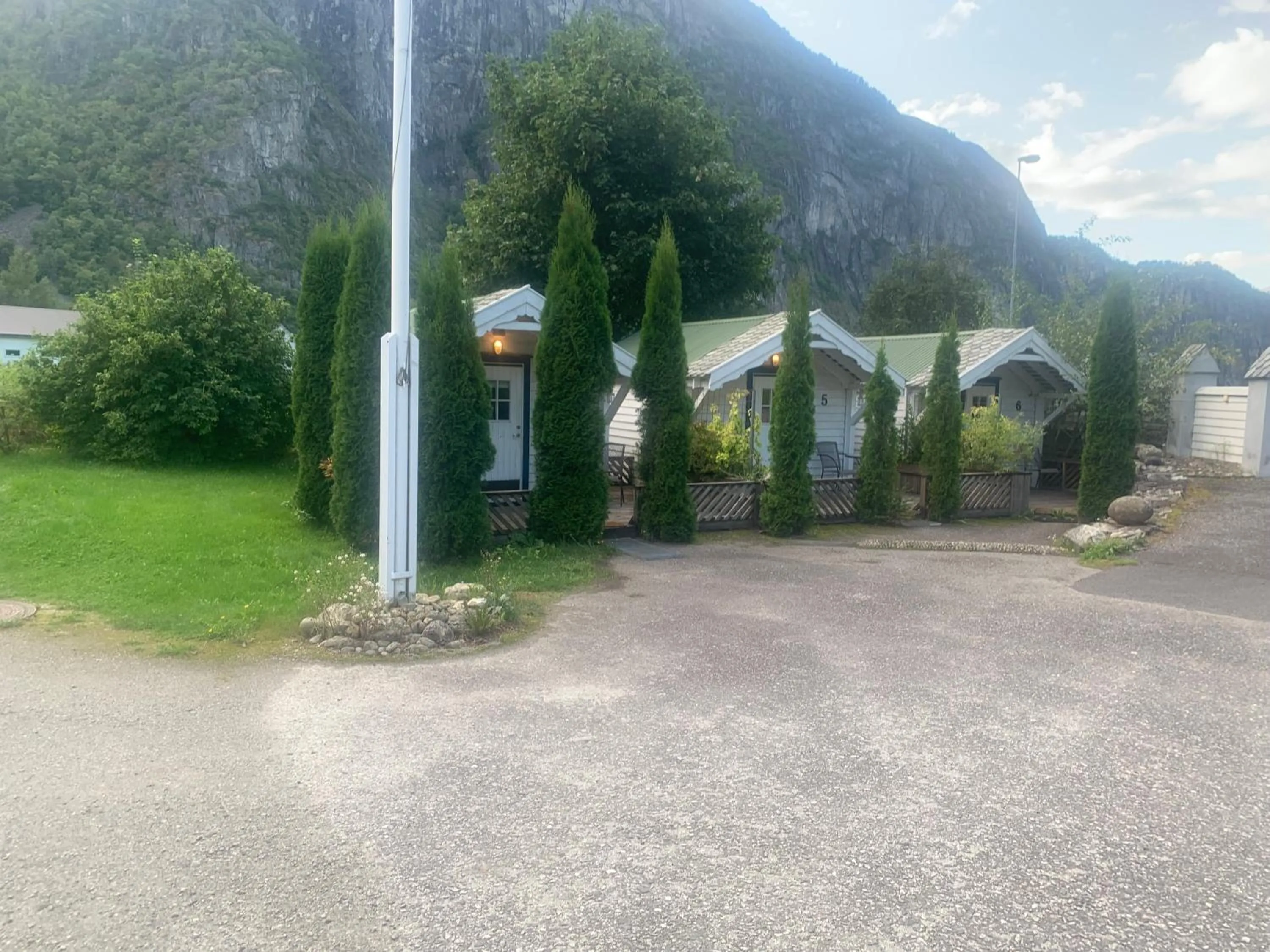 Garden in Eidfjord Gjestgiveri