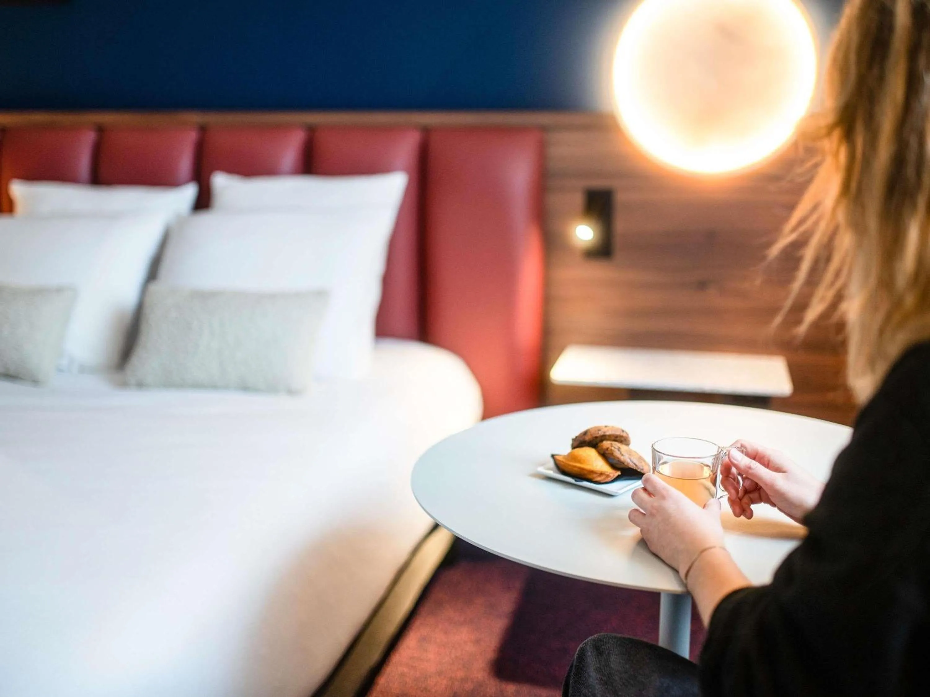 Bedroom, Bed in Mercure Caen Cote De Nacre