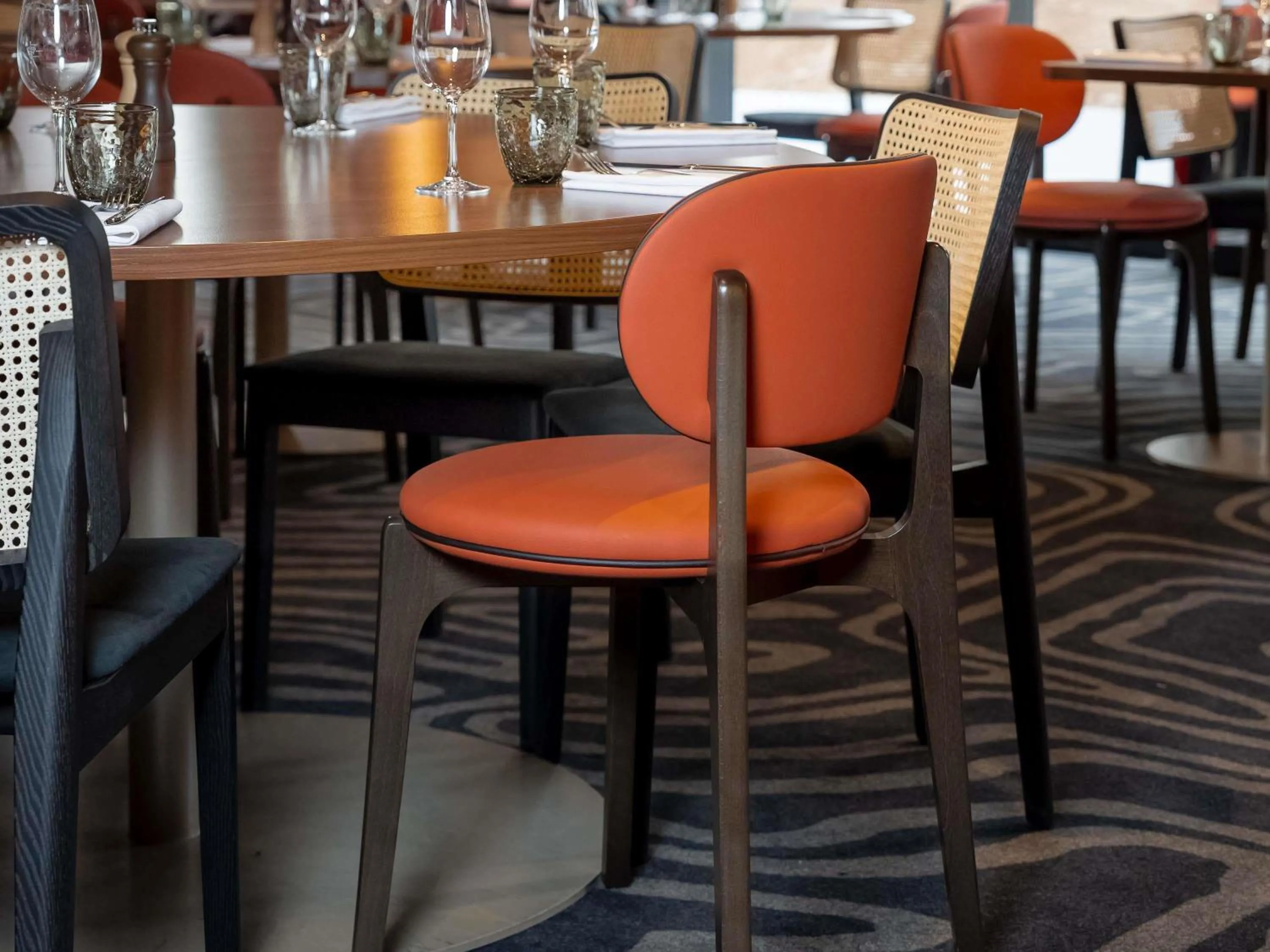 Restaurant/places to eat in Mercure Caen Cote De Nacre