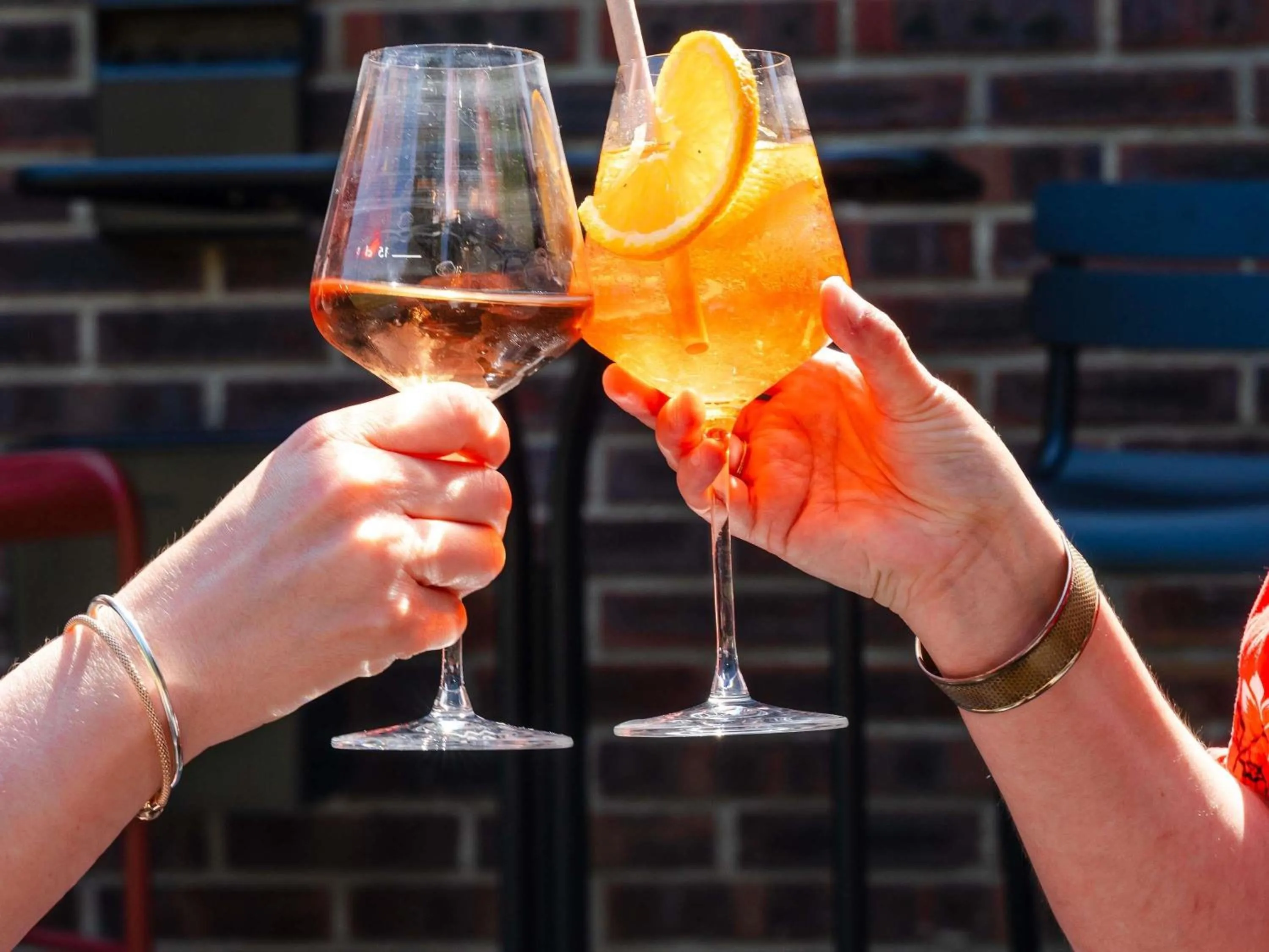 Lounge or bar in Mercure Caen Cote De Nacre