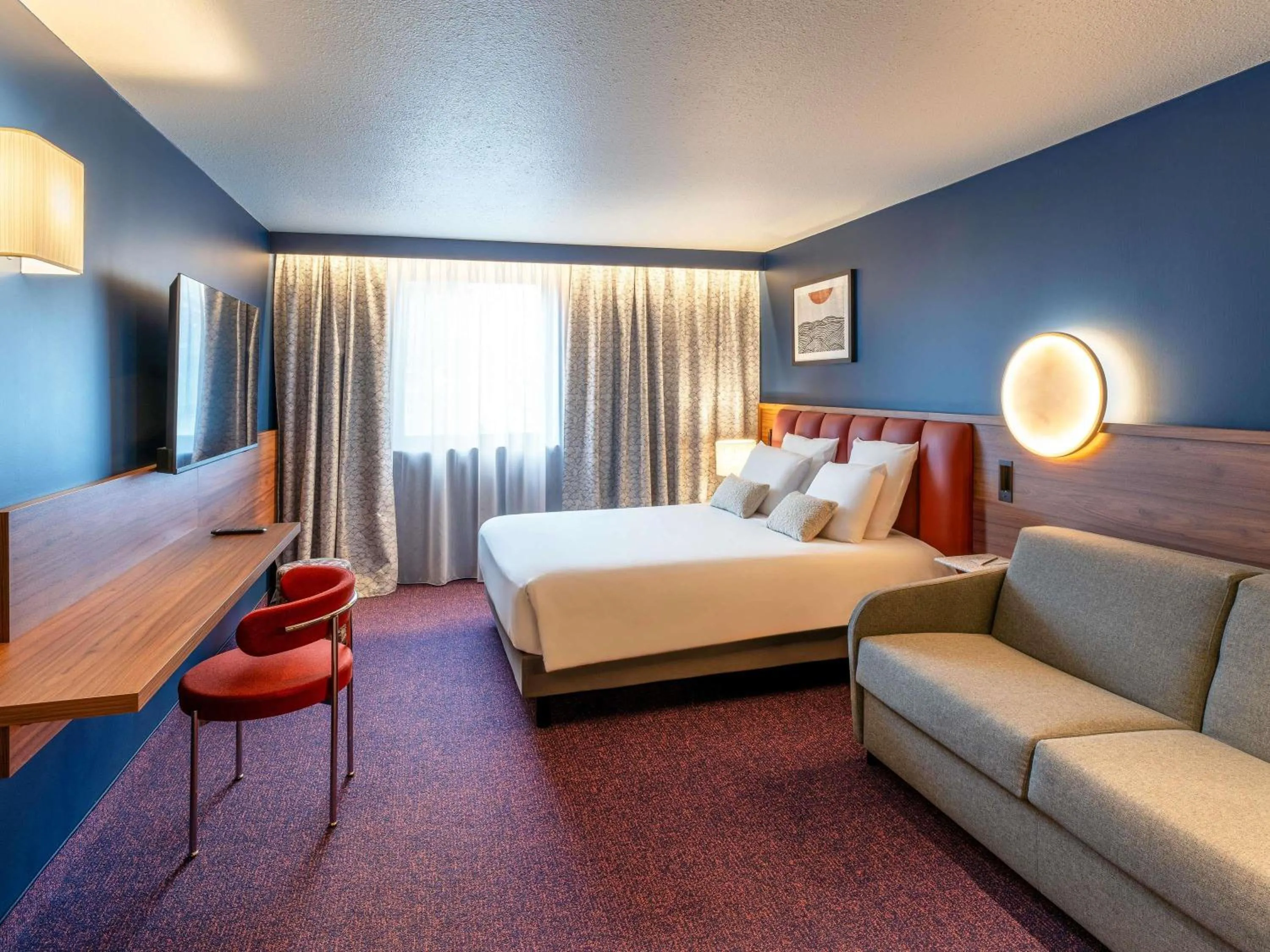 Bedroom, Bed in Mercure Caen Cote De Nacre