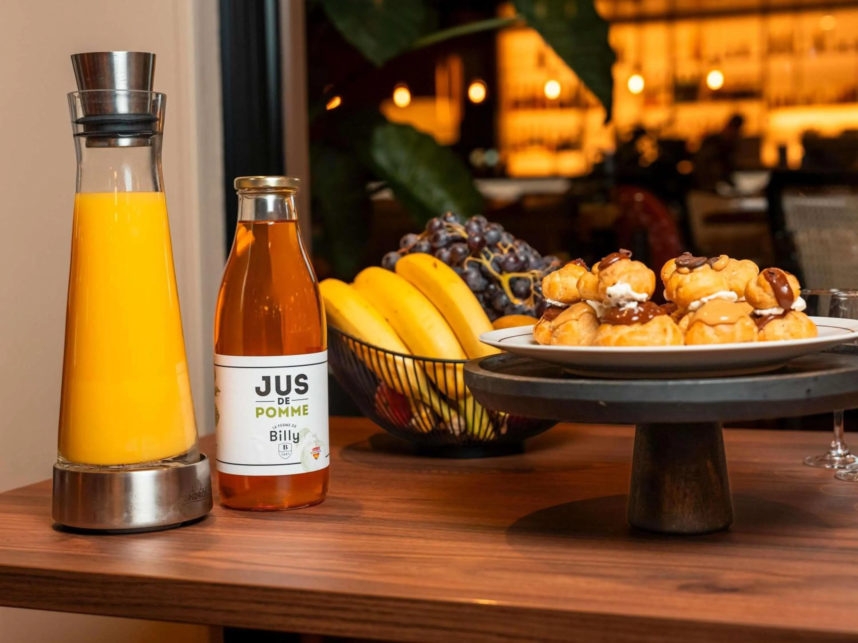 Meeting/conference room in Mercure Caen Cote De Nacre