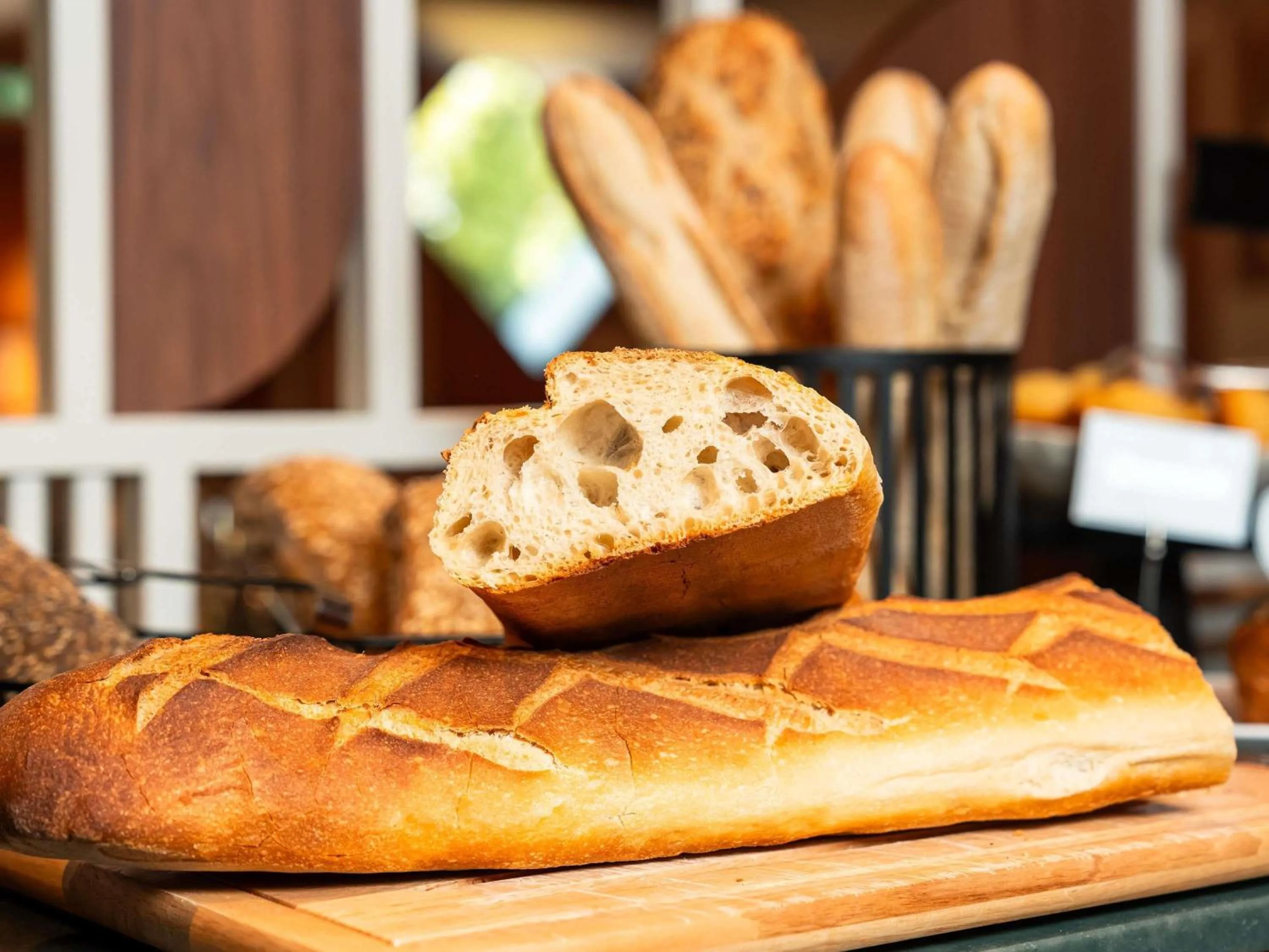 Breakfast in Mercure Caen Cote De Nacre